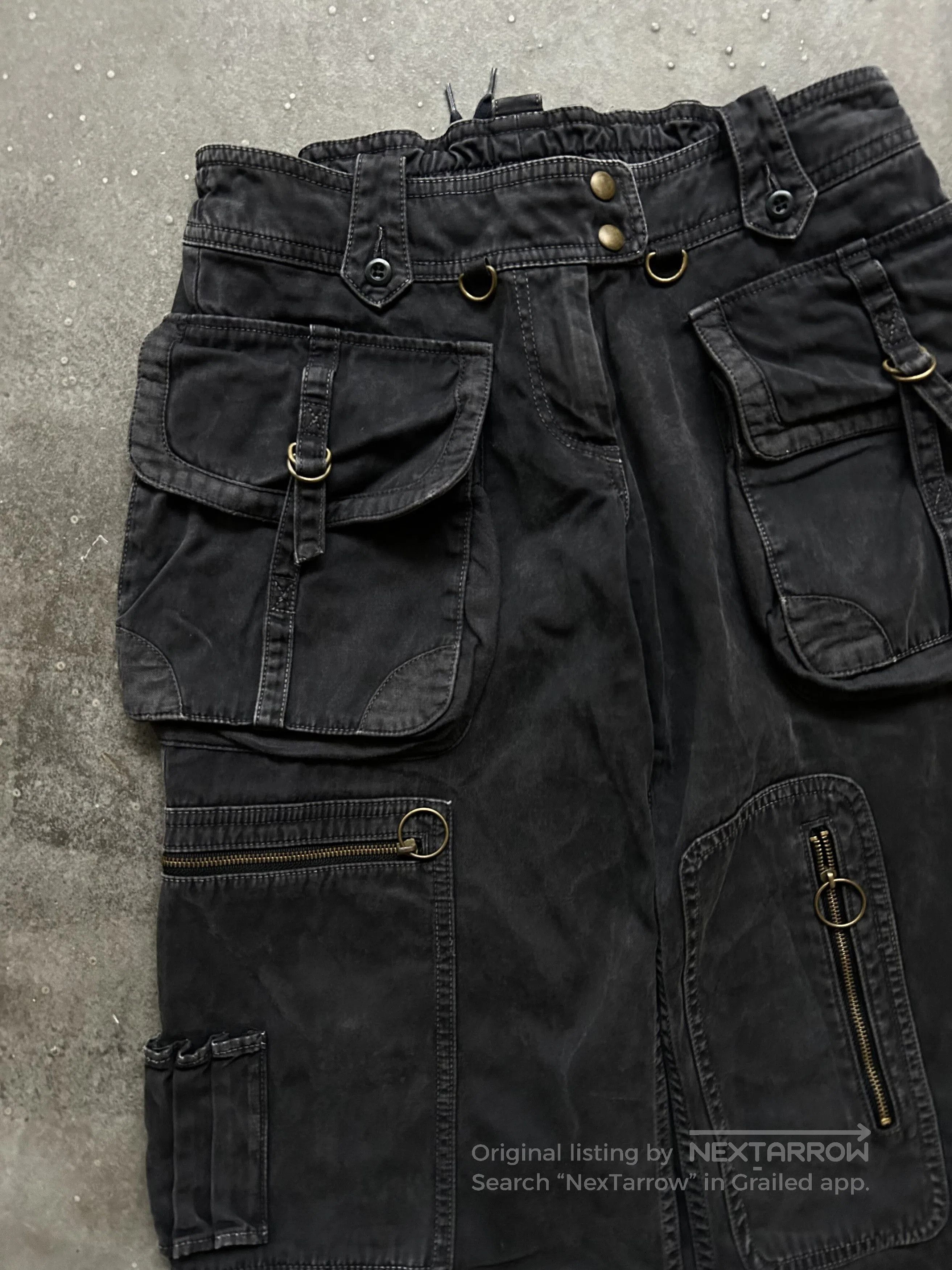 Share Spirit Homme high-waisted cargo denim pants. Size US 28 / EU 44 - 4 Thumbnail
