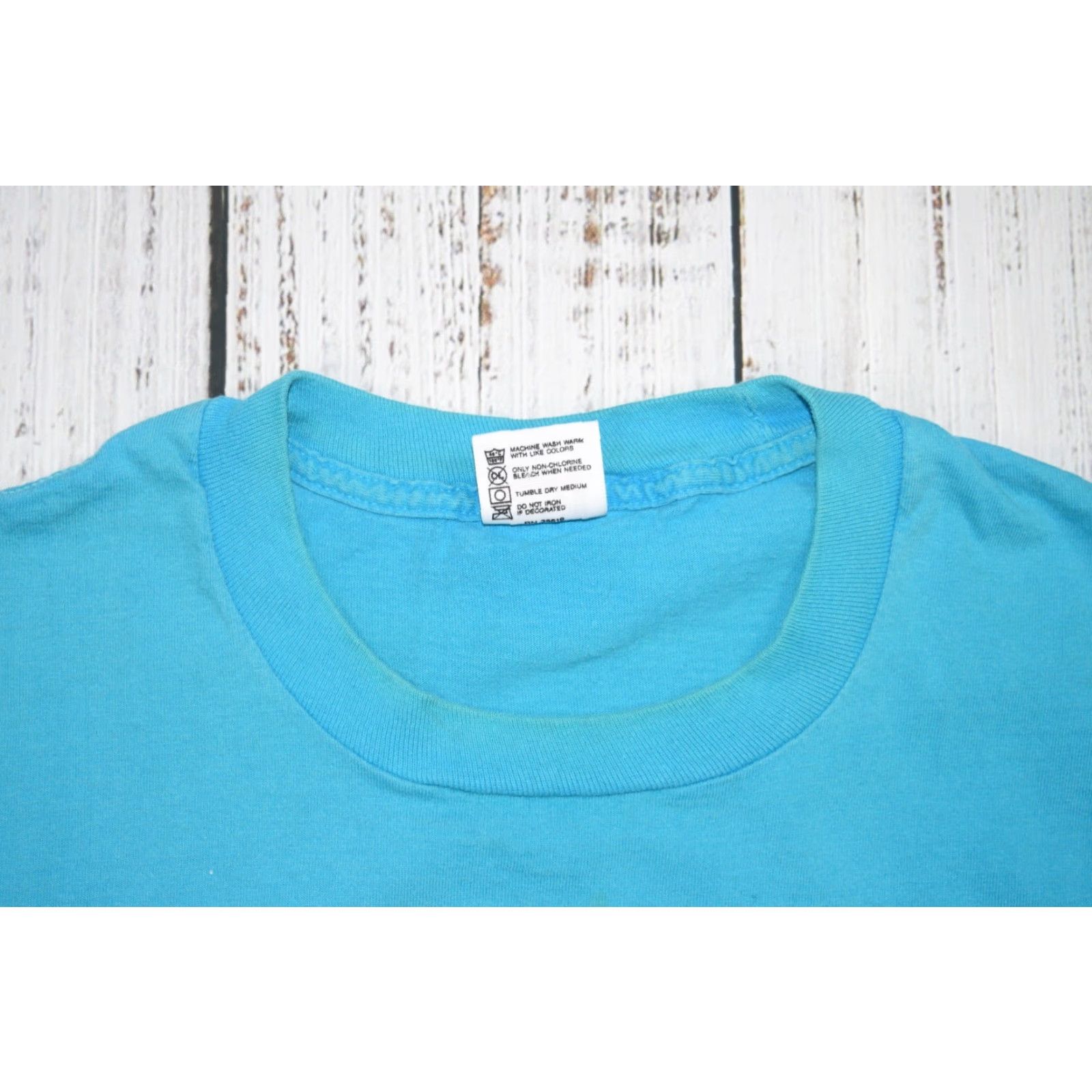 Anvil VINTAGE Anvil T-Shirt TEAL 1990s 1991 Short Sleeve Crew Neck 90s Graphic Logo Men M USA Size US 31 - 6 Thumbnail