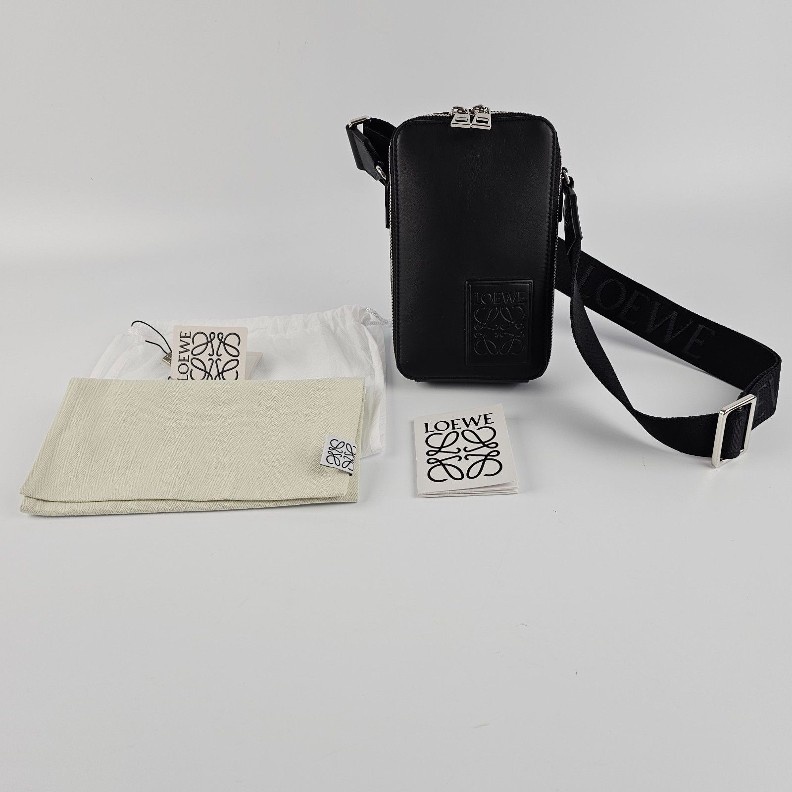 Loewe LOEWE Black Leather Vertical Shoulder Bag New & Authentic Size ONE SIZE - 6 Thumbnail