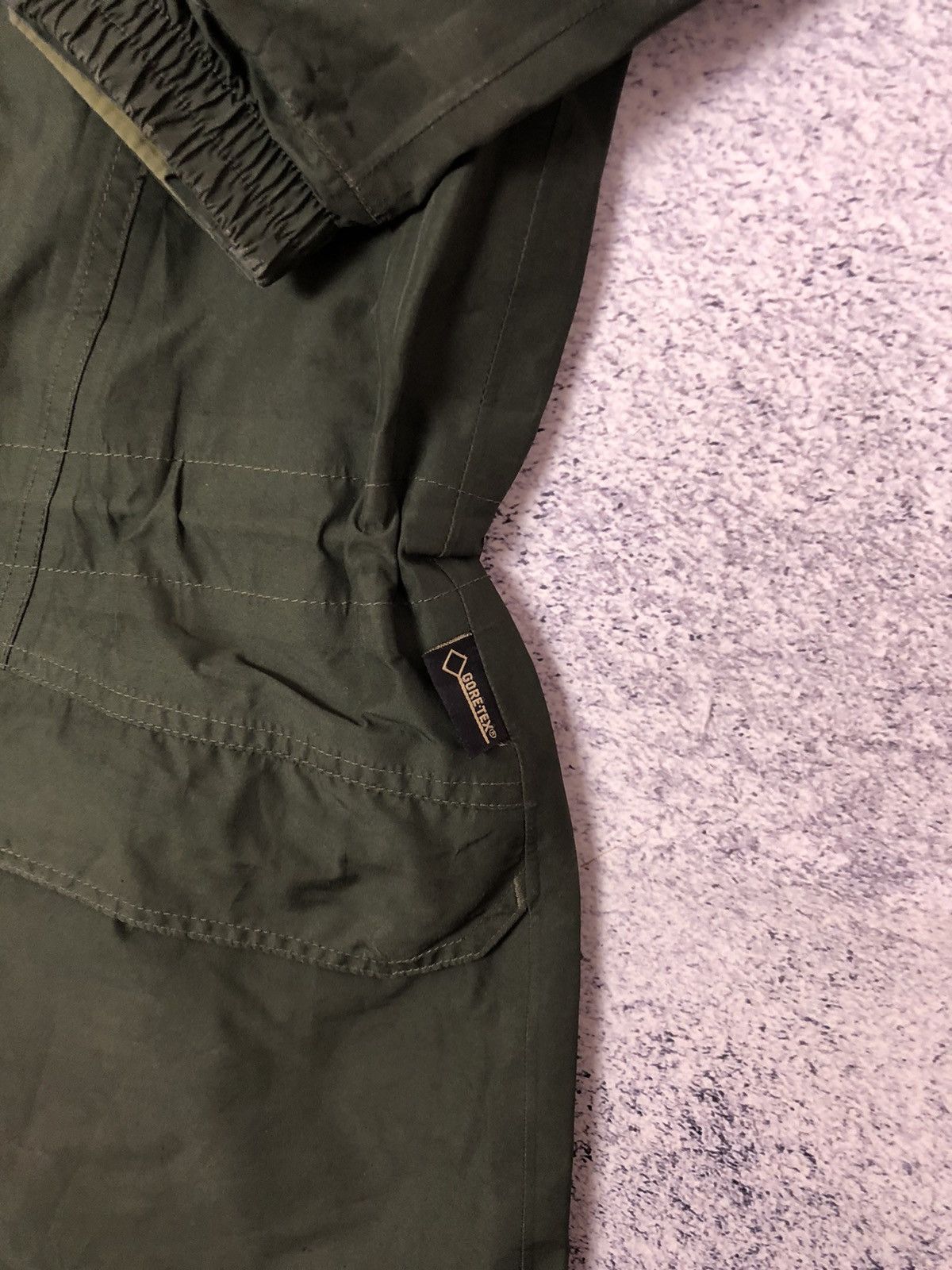 Berghaus Men’s vintage Jacket Berghaus gore-tex rare size Xl outdoor Size US XL / EU 56 / 4 - 6 Thumbnail