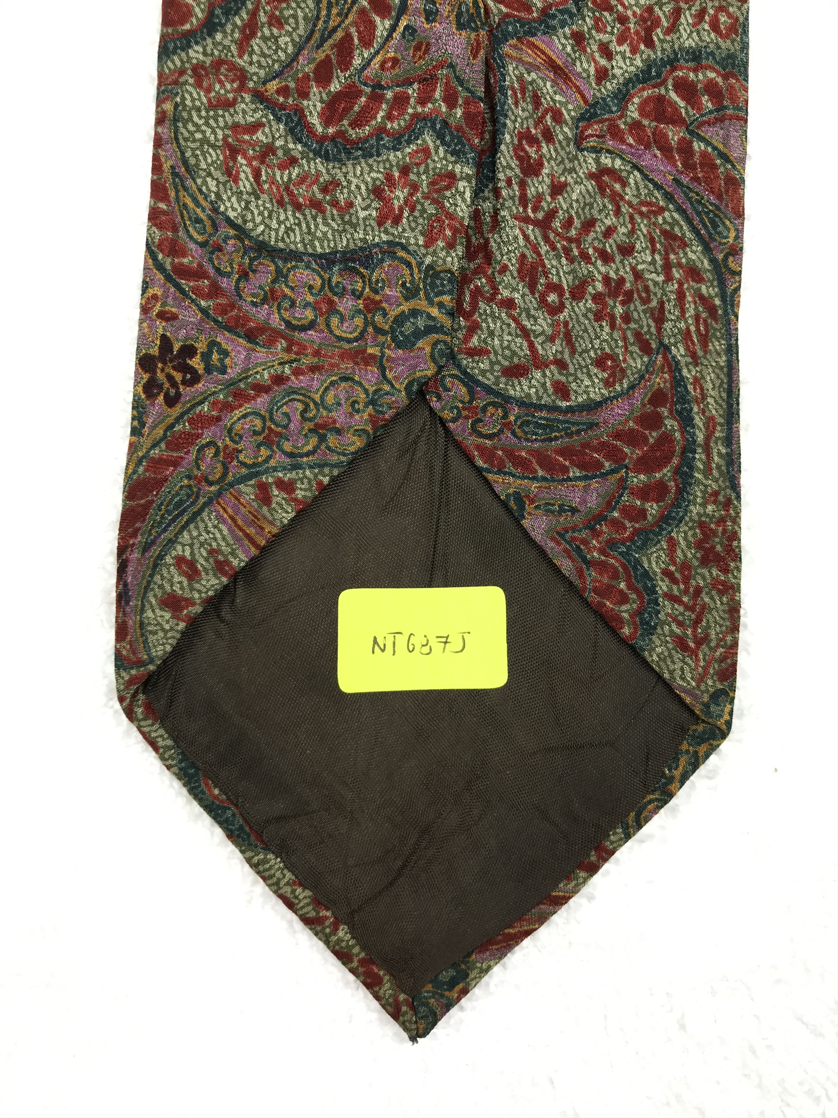 Giorgio Armani × Vintage Vintage Giorgio Armani Silk Necktie Size ONE SIZE - 9 Thumbnail