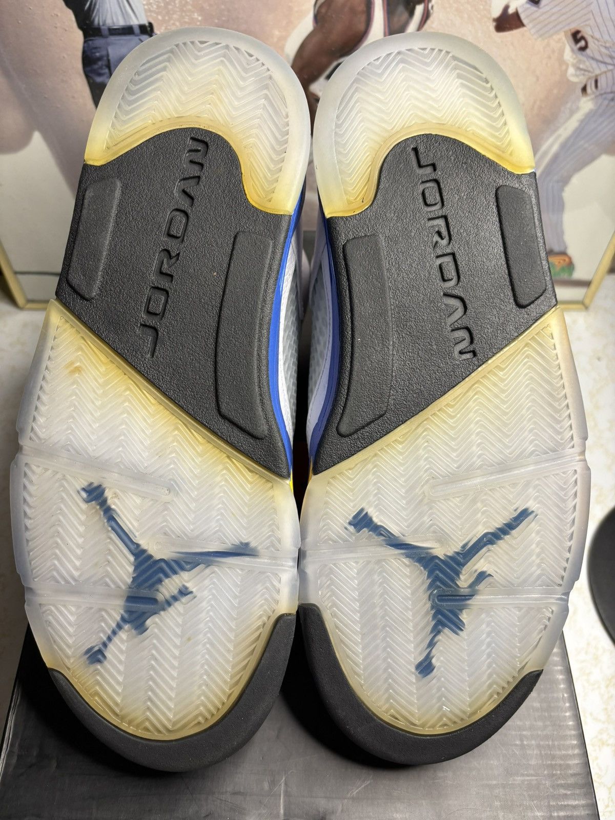 Jordan Brand Air Jordan 5 Retro laney Size US 9.5 / EU 42-43 - 5 Thumbnail