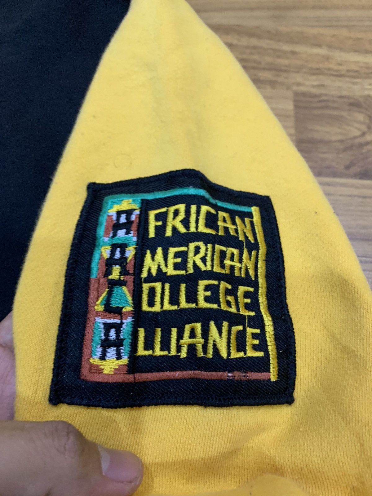 Band Tees 1990s AFRICAN AMERICAN COLLEGE ALLIANCE AACA HOODIE Size US XL / EU 56 / 4 - 9 Thumbnail