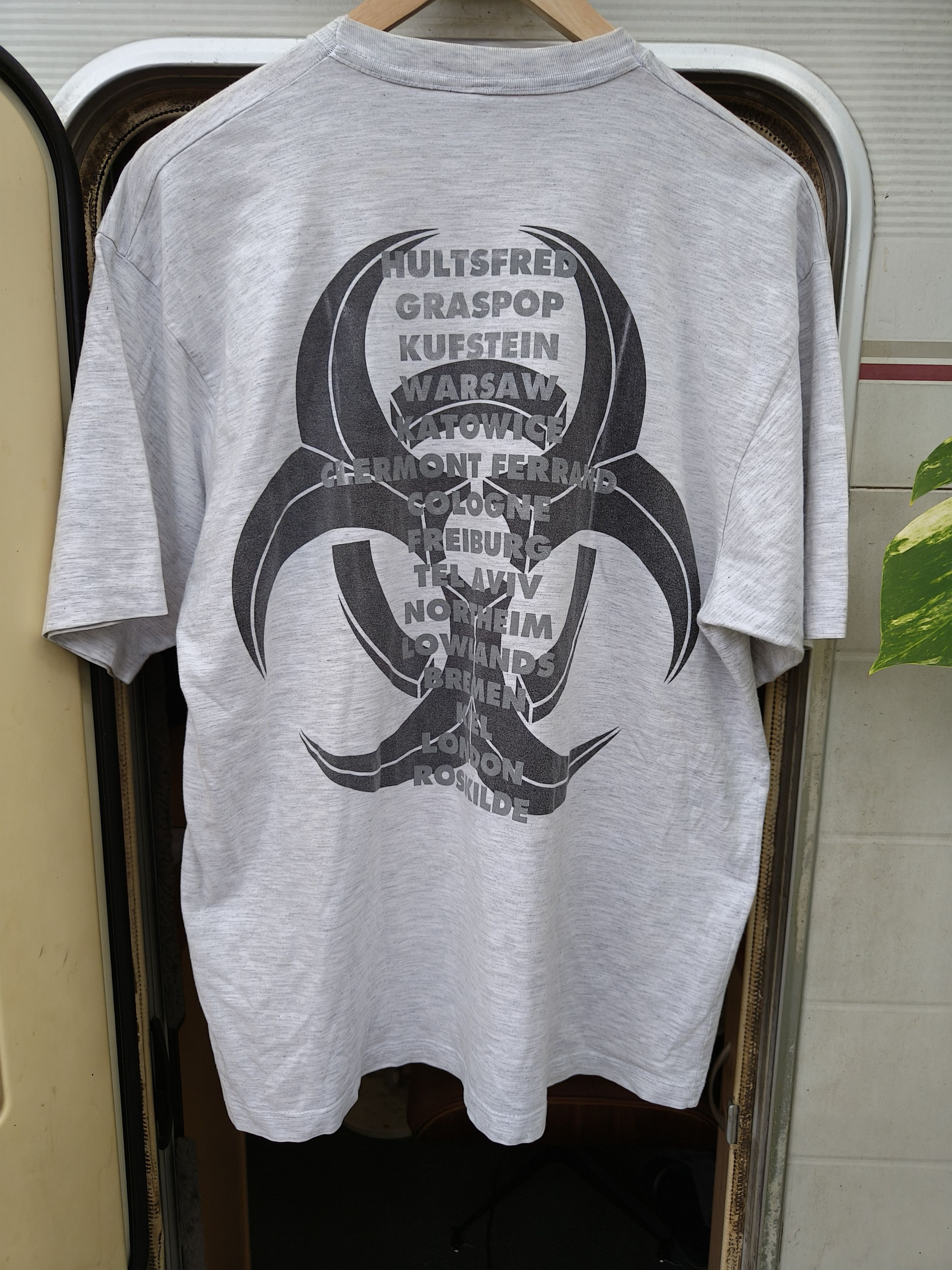 Band Tees Vintage 90s Biohazard (state of the world address) shirt Size US XL / EU 56 / 4 - 4 Thumbnail