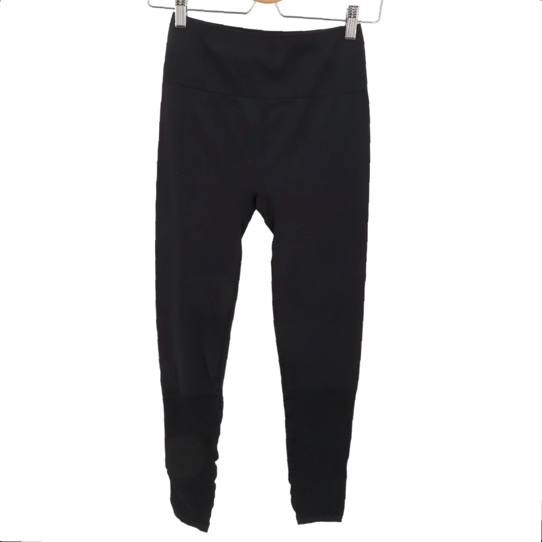 Fabletics Fabletics Leggings Women Small Solid Black Perforated Calf Seamless PT1720206 Size 28" / US 6 / IT 42 - 2 Thumbnail