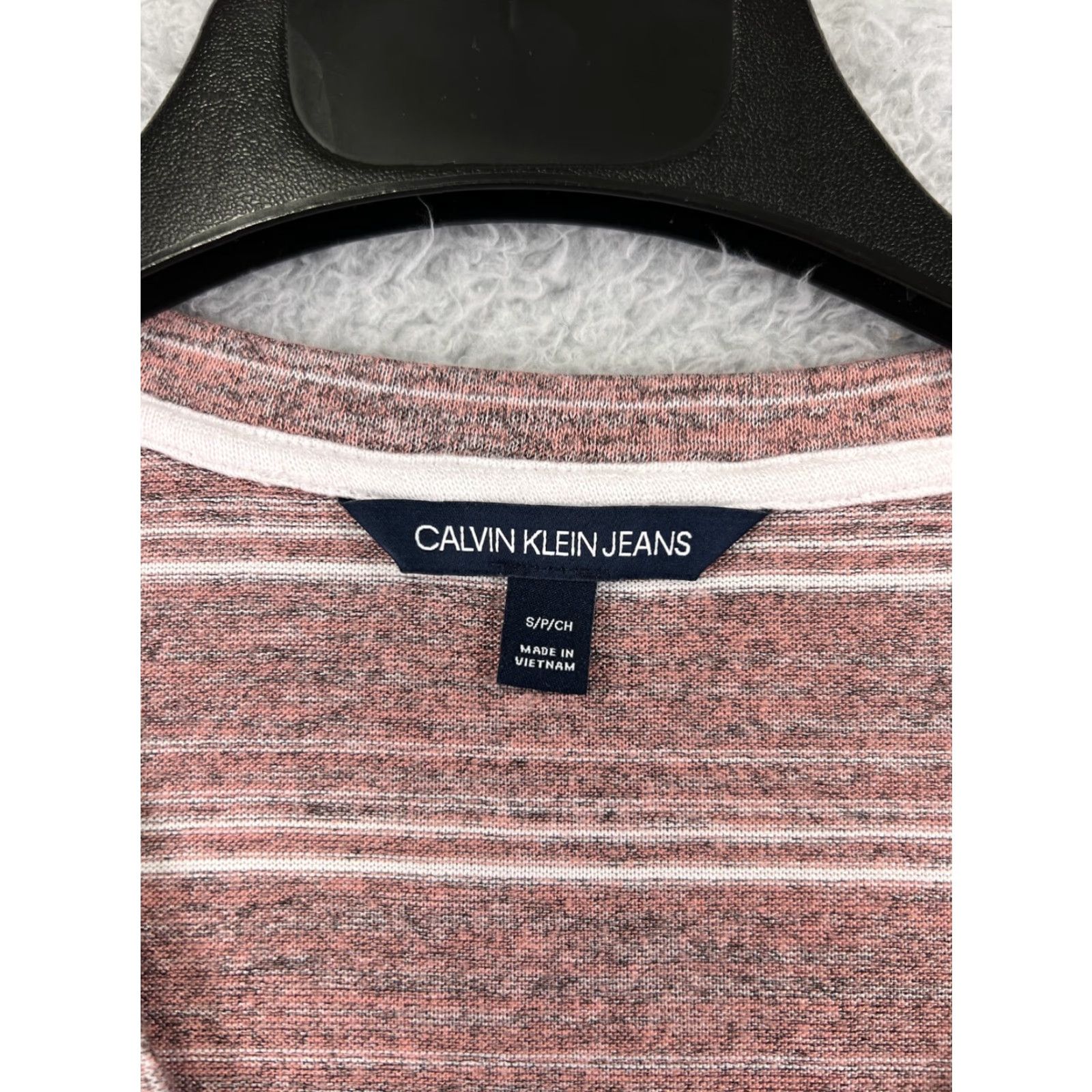 Calvin Klein Calvin Klein Shirt Womens Small Pink Striped V-Neck Polyester Blend Knit Size S / US 4 / IT 40 - 3 Thumbnail