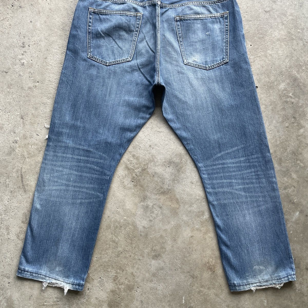 Gap Vintage Gap Distressed Denim Jeans Pants Faded W39 Size US 39 - 10 Thumbnail