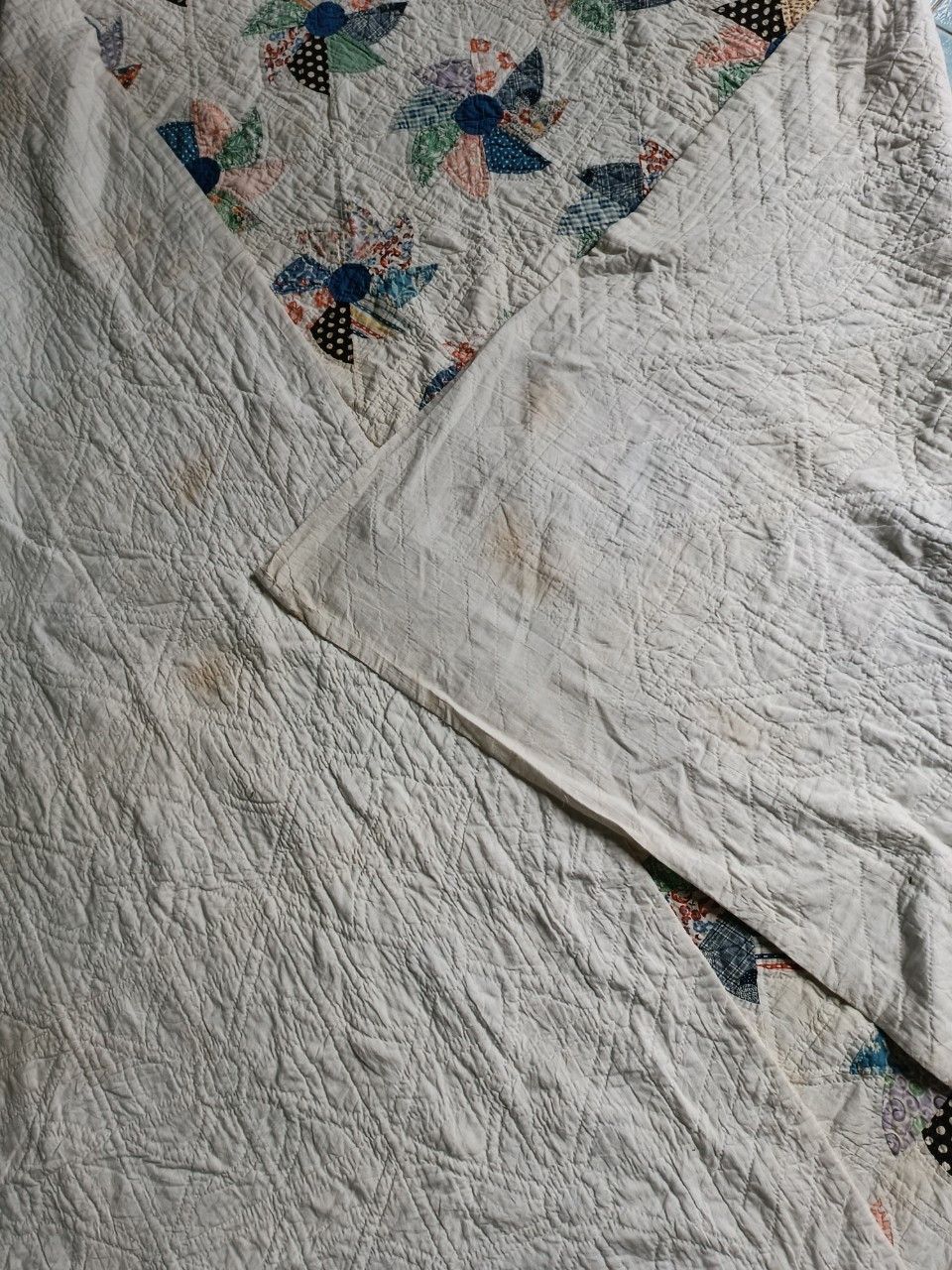 Vintage Early 40s Antique Flower Hand Stitch Patch Double Quilt. Size L / US 10 / IT 46 - 8 Thumbnail