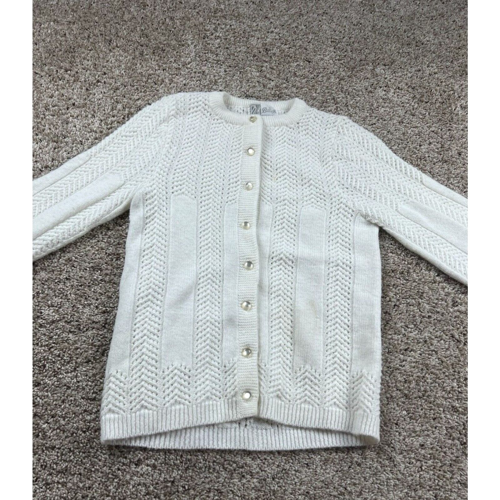 Vintage VINTAGE Billie Jo Cardigan Sweater Womens White Medium 60s Knit Button Up long sleeve Secretary/Geek 1960s Mens? Girls? Size M / US 6-8 / IT 42-44 - 3 Thumbnail