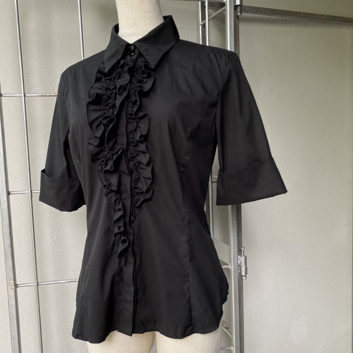 Max Mara Max Mara Black Fitted Cotton Ruffle Collar Shirt Size M / US 6-8 / IT 42-44 - 14 Thumbnail