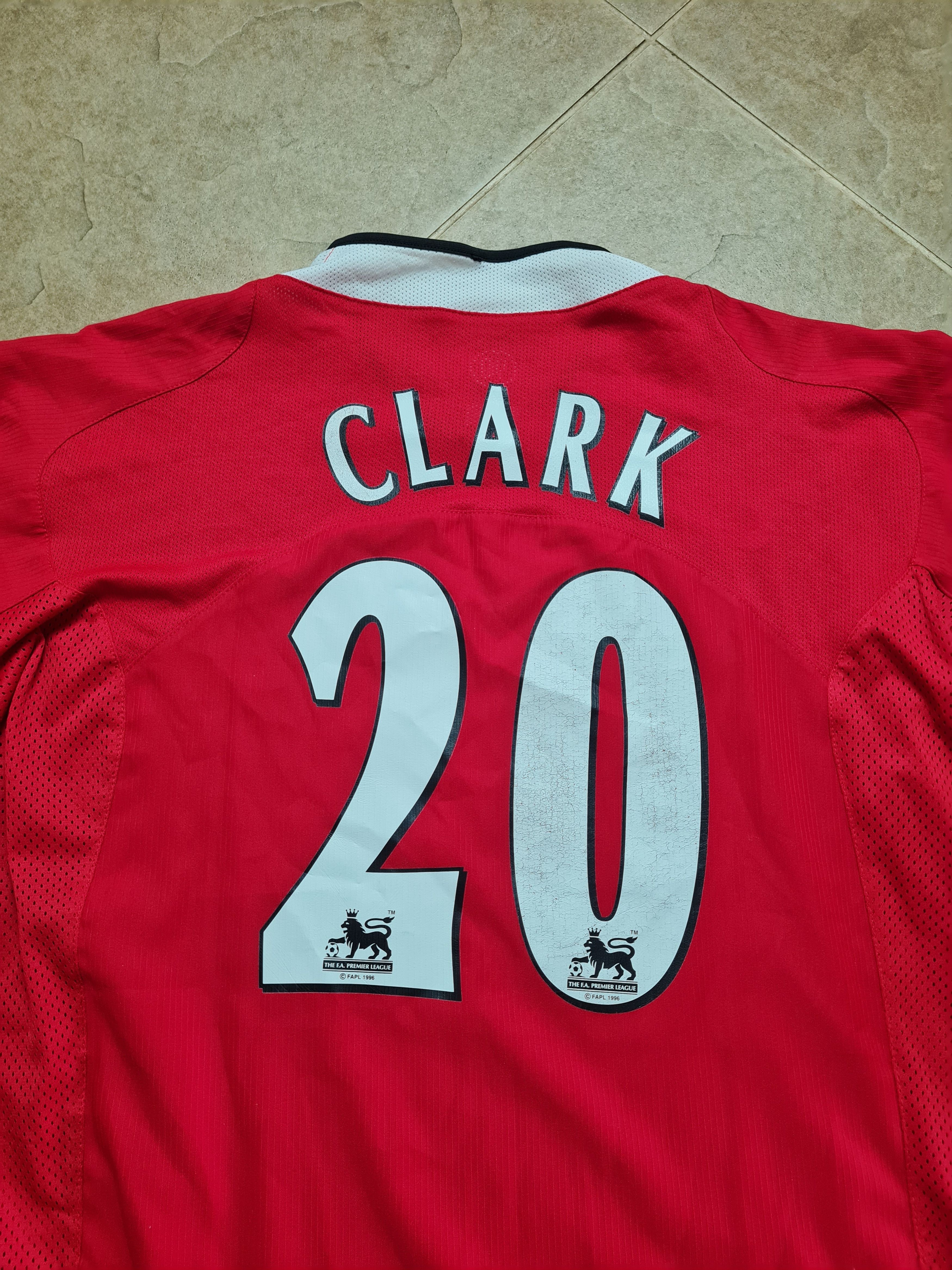 Nike Manchester United Home 2004 - 2006 Nike XL Shirt #20 Clark Size US XL / EU 56 / 4 - 8 Thumbnail