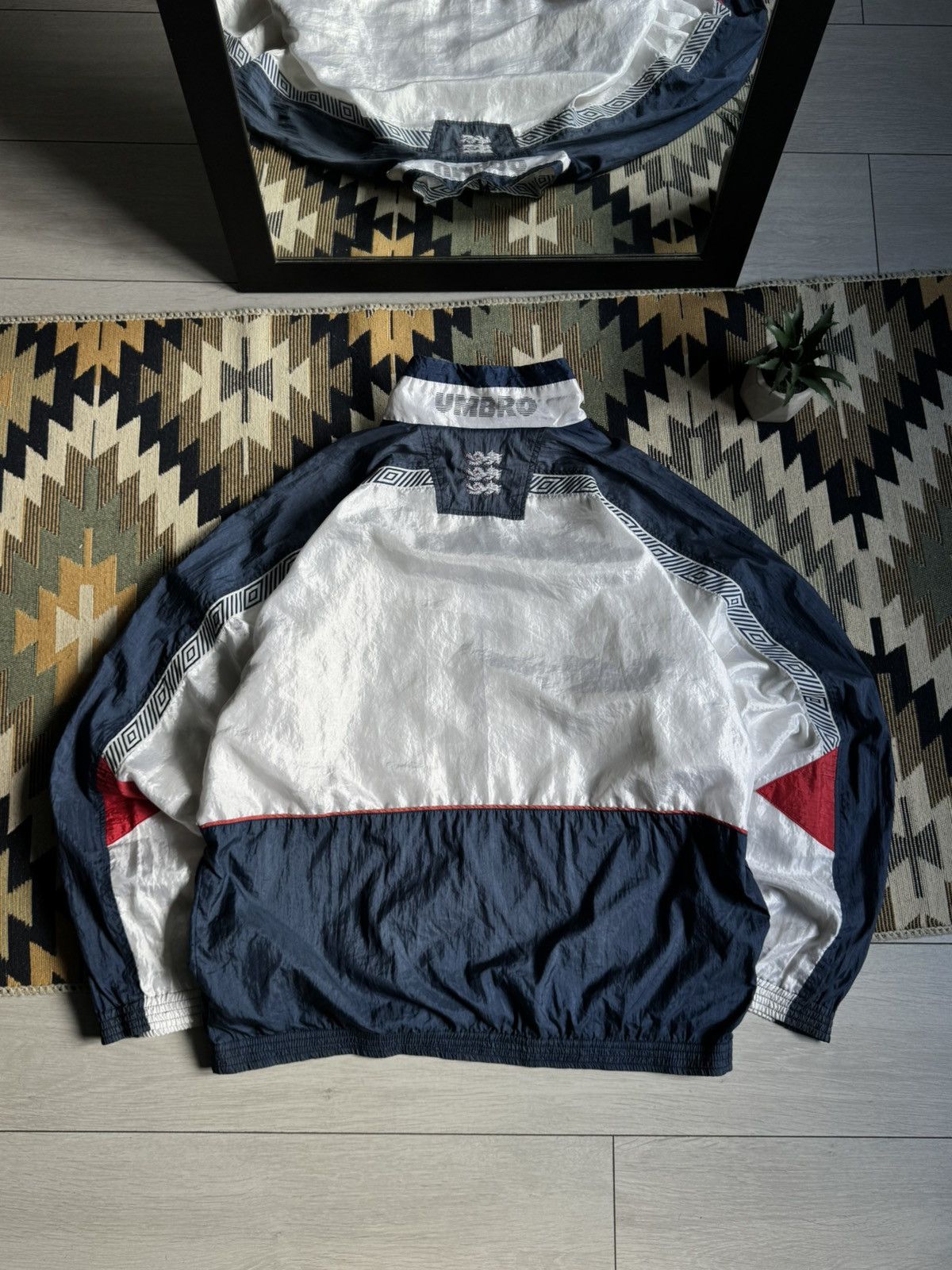 Umbro Vintage Umbro England 1990-92 Soccer Blockcore Jacket Size US XL / EU 56 / 4 - 11 Thumbnail