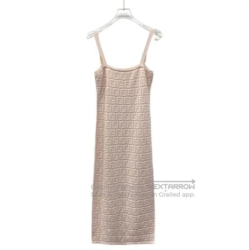 Fendi Fendi Pink Stretch Fabric Women's Dress . Size M / US 6-8 / IT 42-44 - 2 Thumbnail