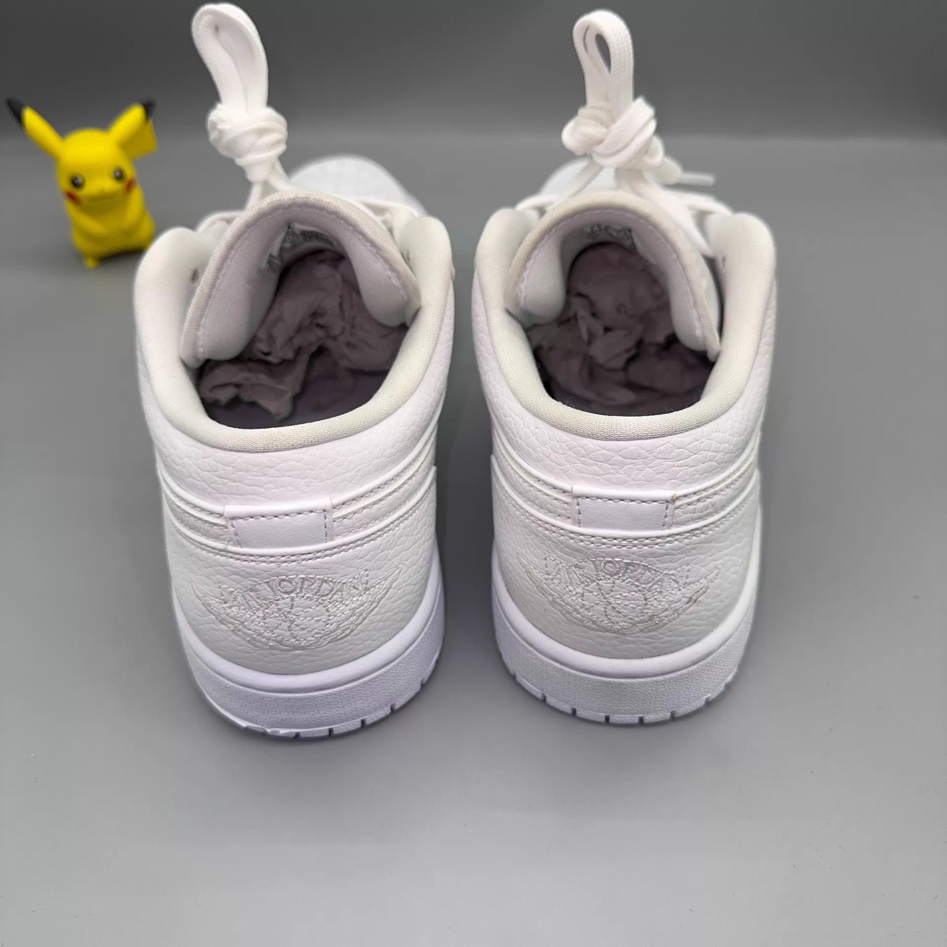 Nike Air Jordan 1 Pure White 553558-130 Size 40.5 Size US 7.5 / EU 40-41 - 3 Thumbnail