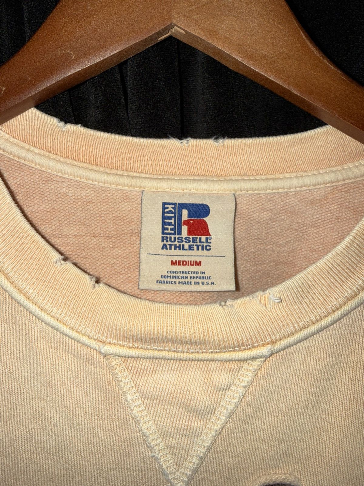 Kith × Russell Athletic Kith X Russell Athletic Crewneck Peach Medium Size US M / EU 48-50 / 2 - 5 Thumbnail