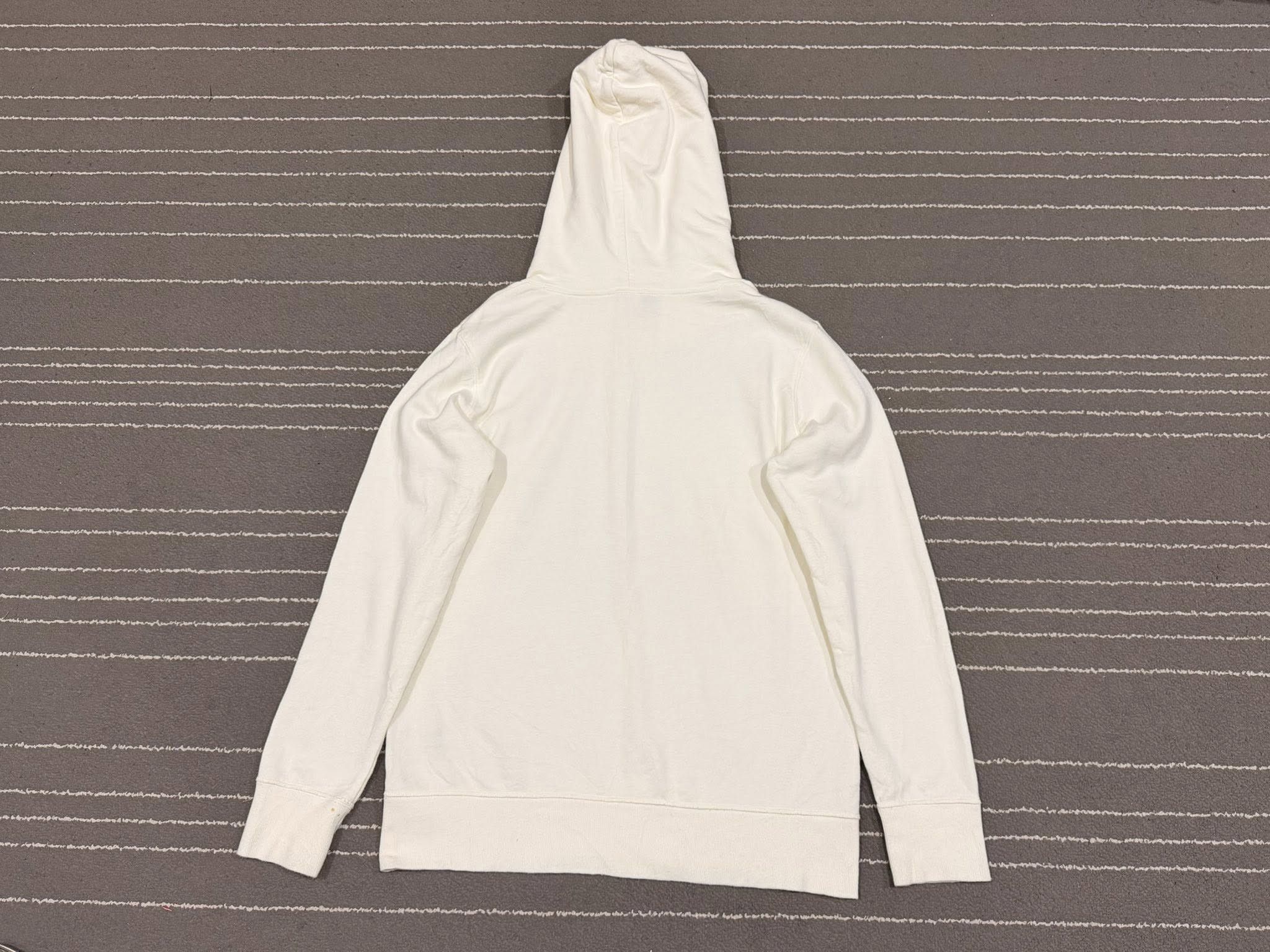 Kaws KAWS + SESAME STREET X UNIQLO S 3157 Size S / US 4 / IT 40 - 2 Thumbnail
