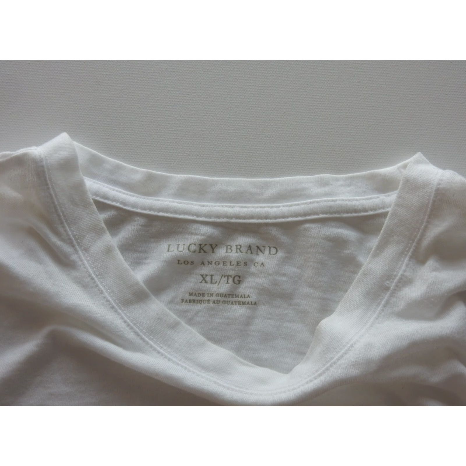 Lucky Brand Lucky Brand T Shirt Men's XL White Graphic Print Cotton Blend Short Sleeve Size US XL / EU 56 / 4 - 2 Thumbnail