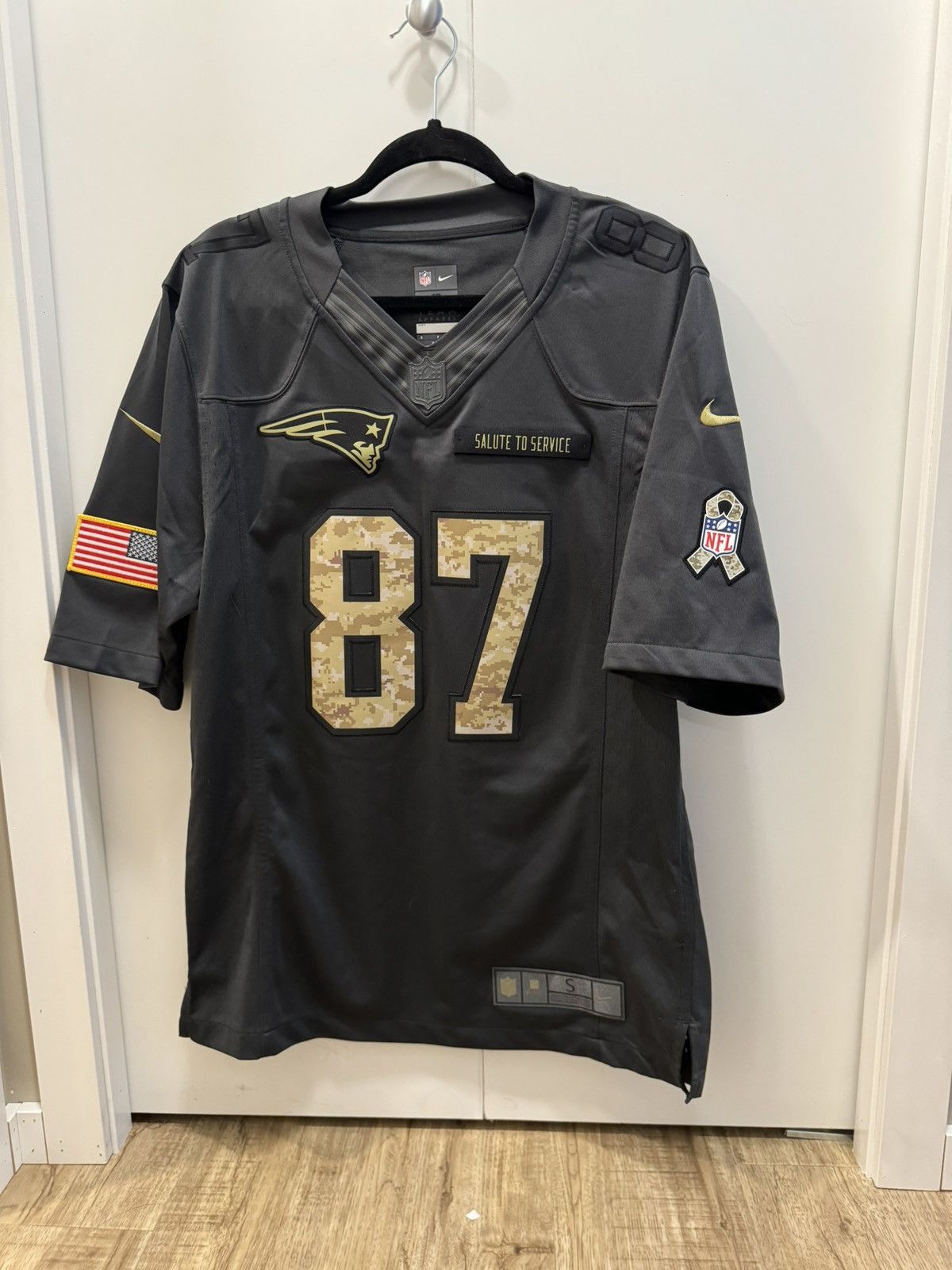 image of Nike New England Patriots Rob Gronkowski Jersey in Camo, Men's (Size Small)