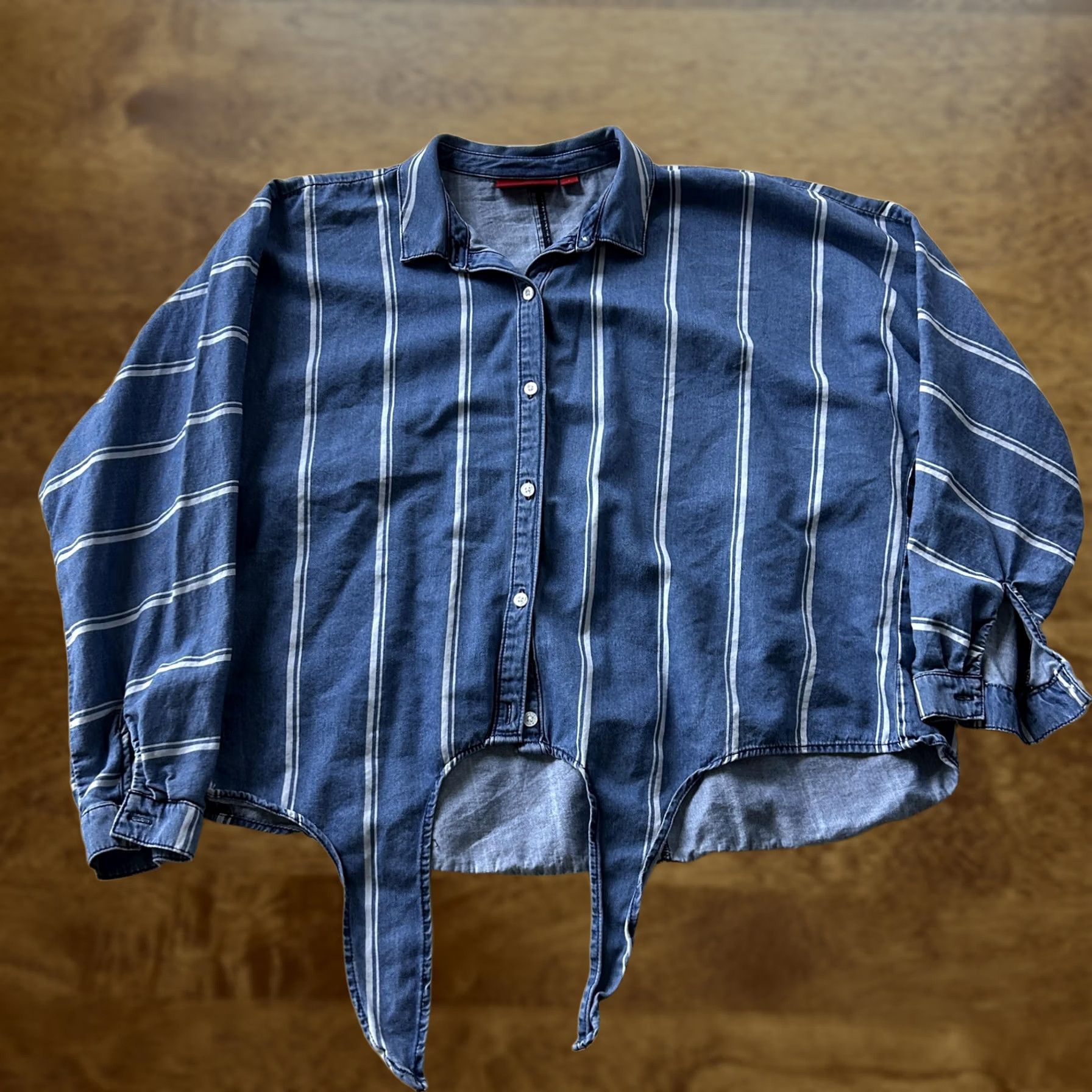Vintage Jennifer Lopez Shirt Womens Large Blue Stripe Long Sleeve Button Up Tie Top Size L / US 10 / IT 46 - 1 Thumbnail