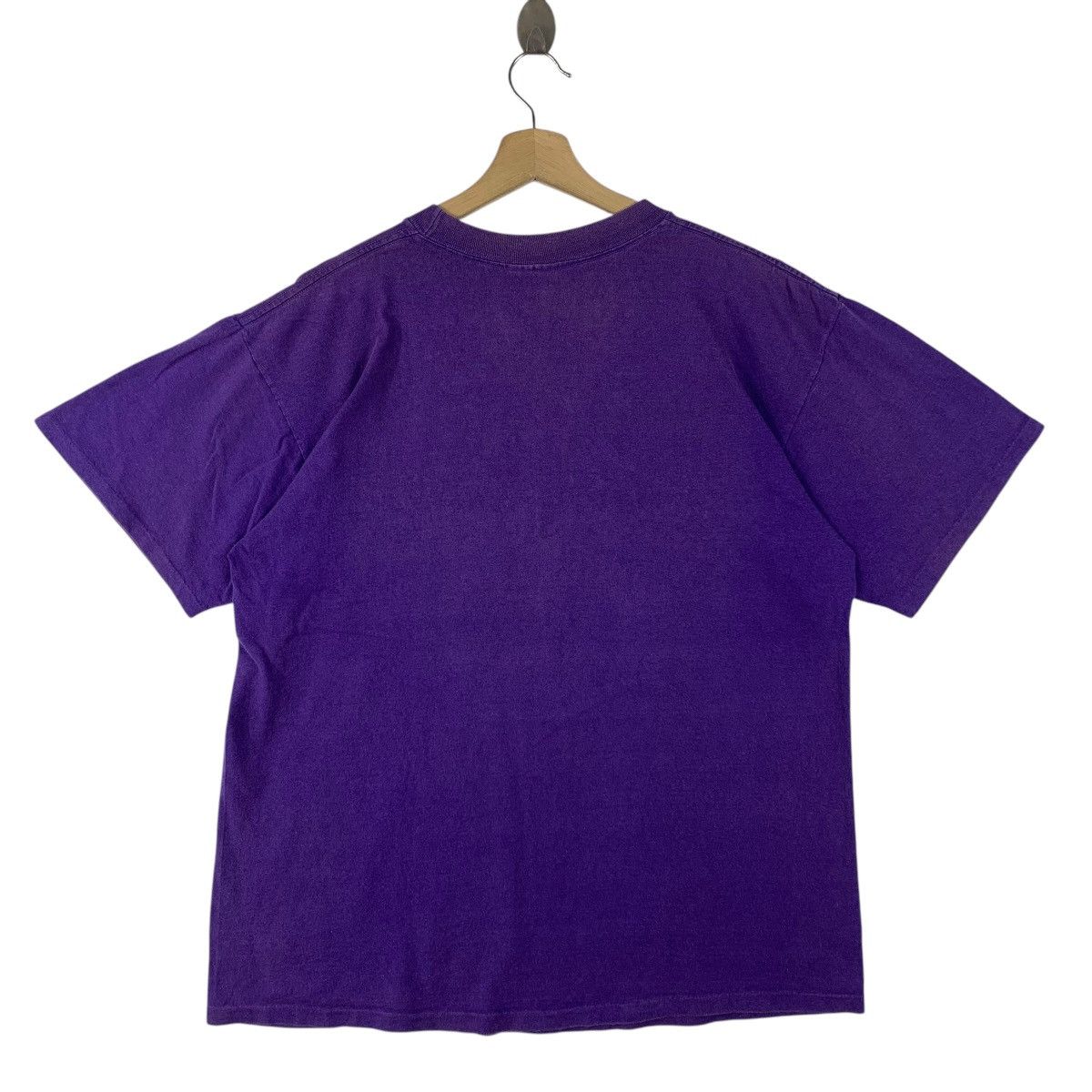 NBA × Vintage Vintage 90s LOS ANGELES LAKERS Magic johnson nutmeg tee Size US XL / EU 56 / 4 - 4 Thumbnail