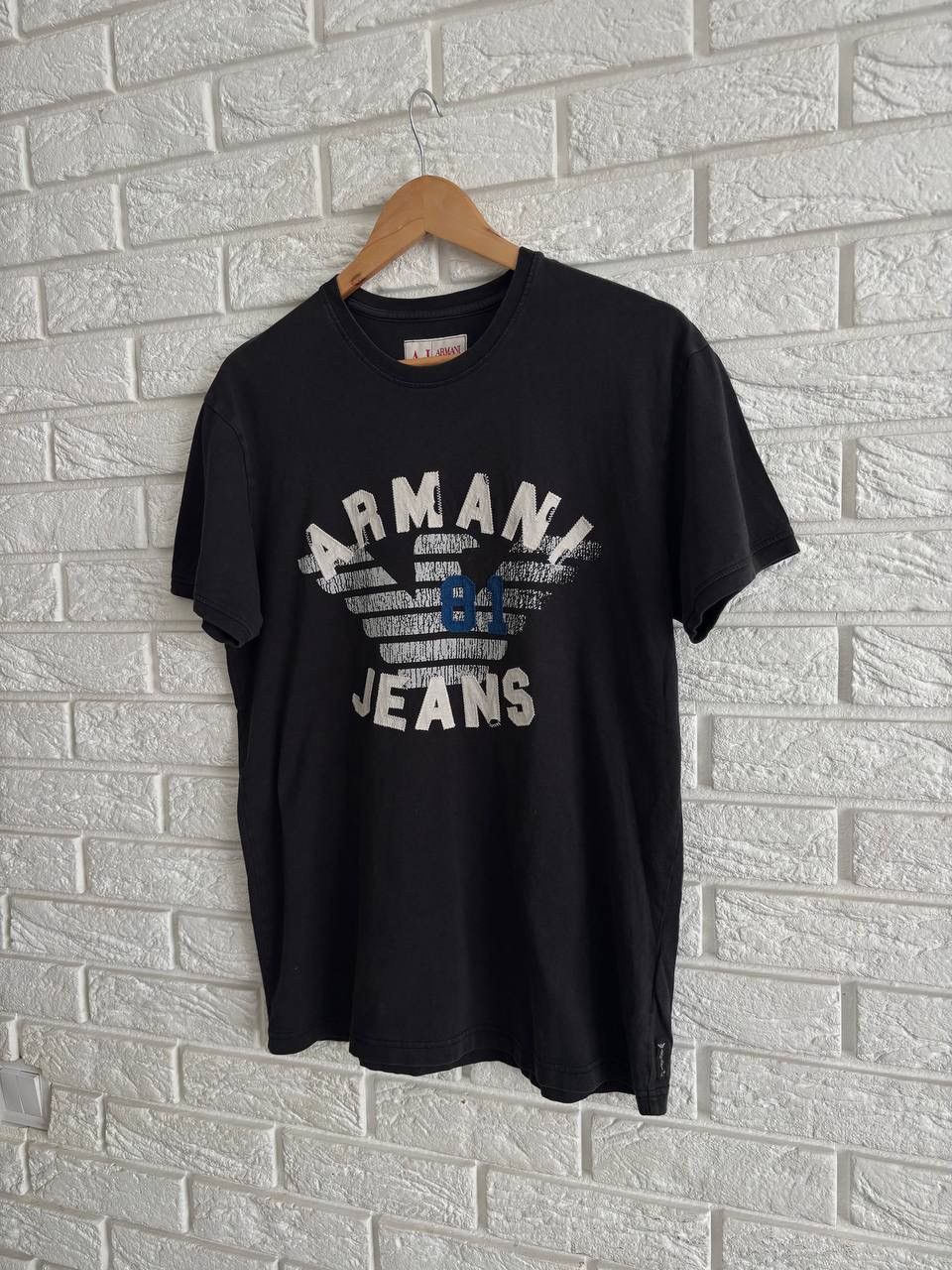 Armani Armani Jeans Big Logo T-shirt vintage Y2K Size US L / EU 52-54 / 3 - 3 Thumbnail