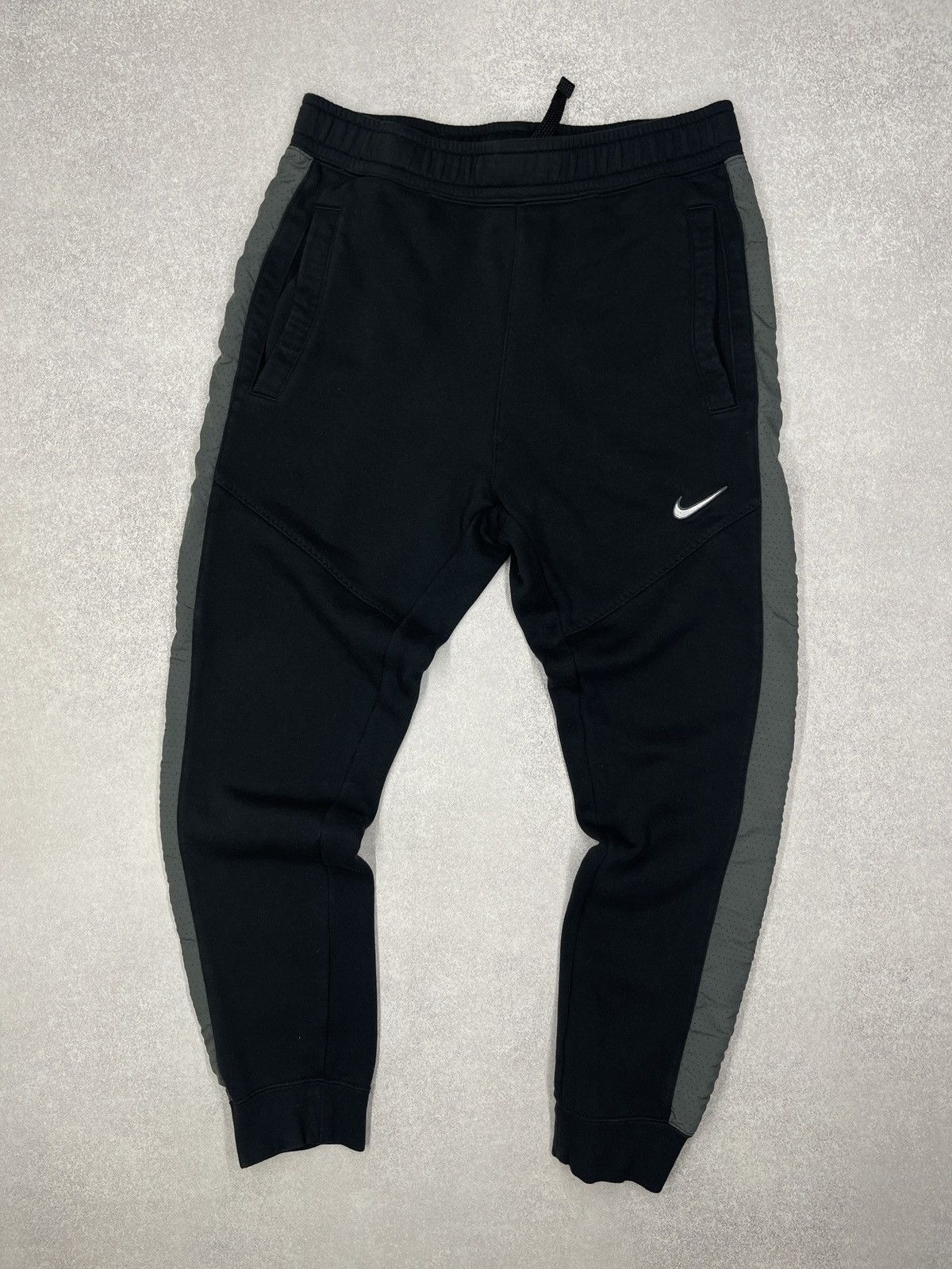 Nike Mens Nike NSW Black Sweatpants Jogger Y2K TECH ACG Size M Size US 32 / EU 48 - 2 Thumbnail