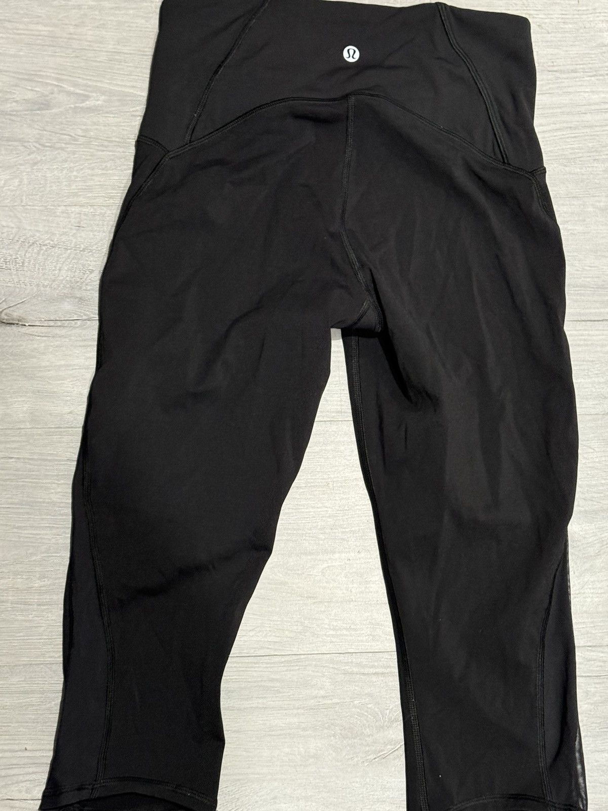 Lululemon Lululemon Black Legging Capri Pant Size 28" / US 6 / IT 42 - 4 Thumbnail