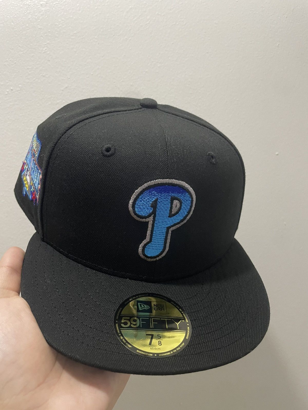 MLB Myfitteds Philadelphia Phillies PlayStation 2 size 7 5/8 Size ONE SIZE - 7 Thumbnail
