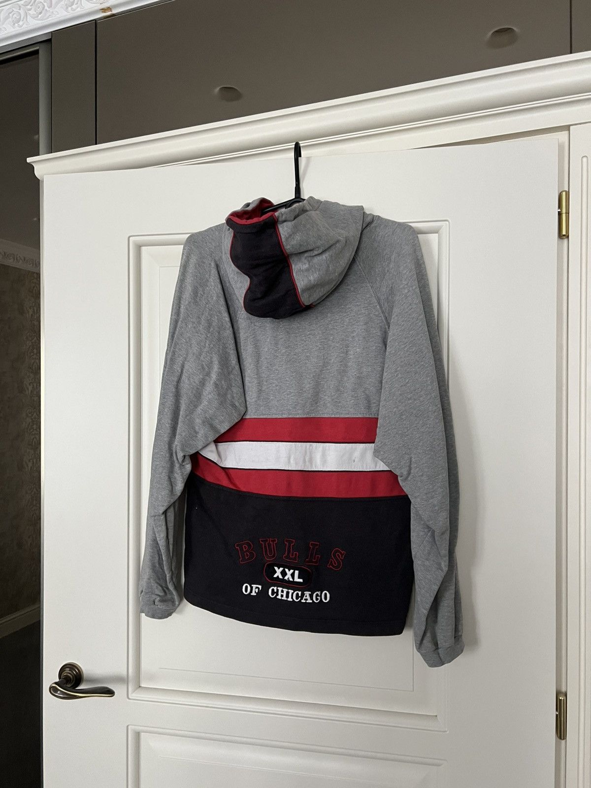 NBA Vintage Champion Chicago Bulls NBA Hoodie Size US S / EU 44-46 / 1 - 11 Thumbnail