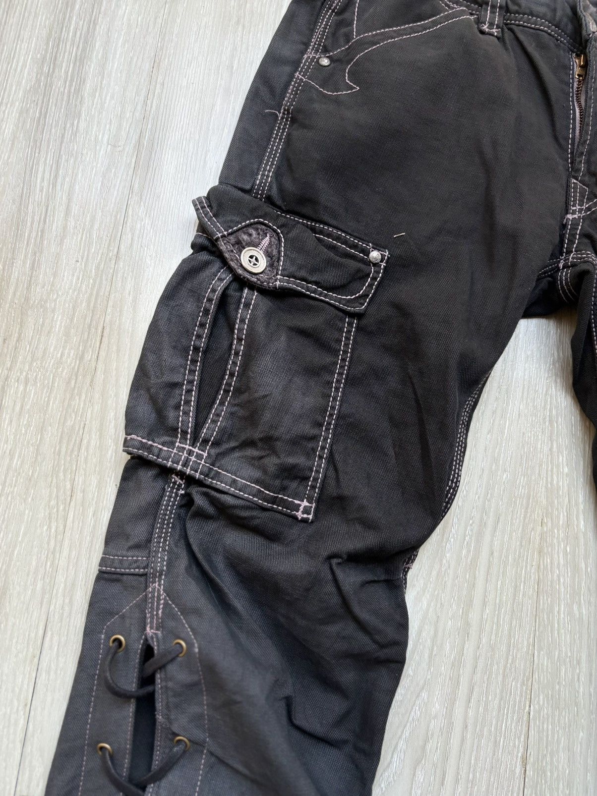 5351 POUR LES HOMMES NICOLE CLUB FOR MEN lace upcargo pants Size US 29 - 3 Thumbnail