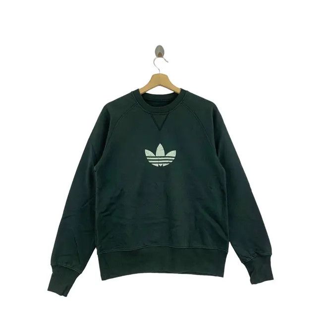 Adidas Vintage ADIDAS ORIGINALS TREFOIL Center Logo Sweatshirt Size M / US 6-8 / IT 42-44 - 1 Thumbnail