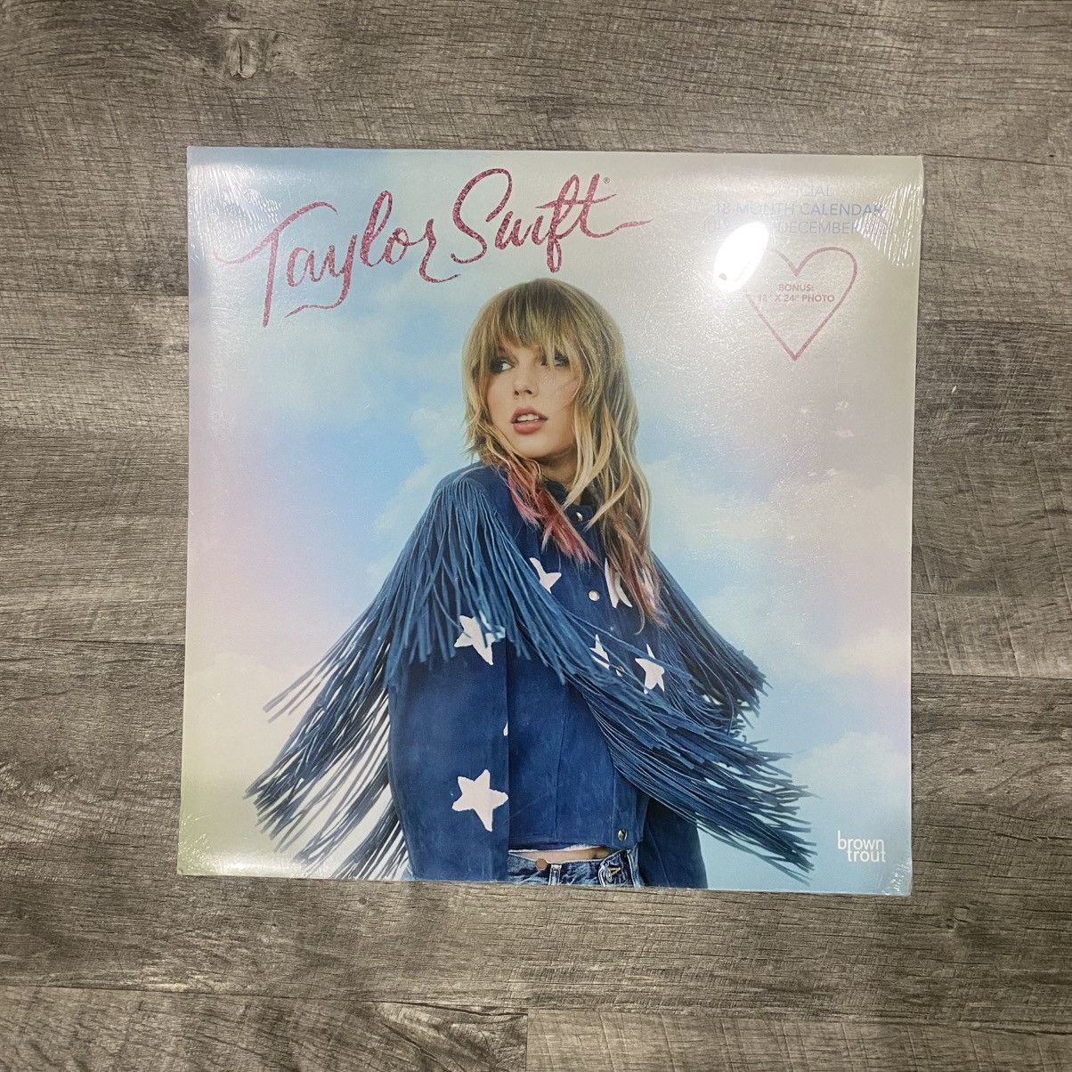 Other RARE TAYLOR SWIFT OFFICIAL 18MO CALENDAR JULY 2020-DEC 2021. Size ONE SIZE - 1 Thumbnail