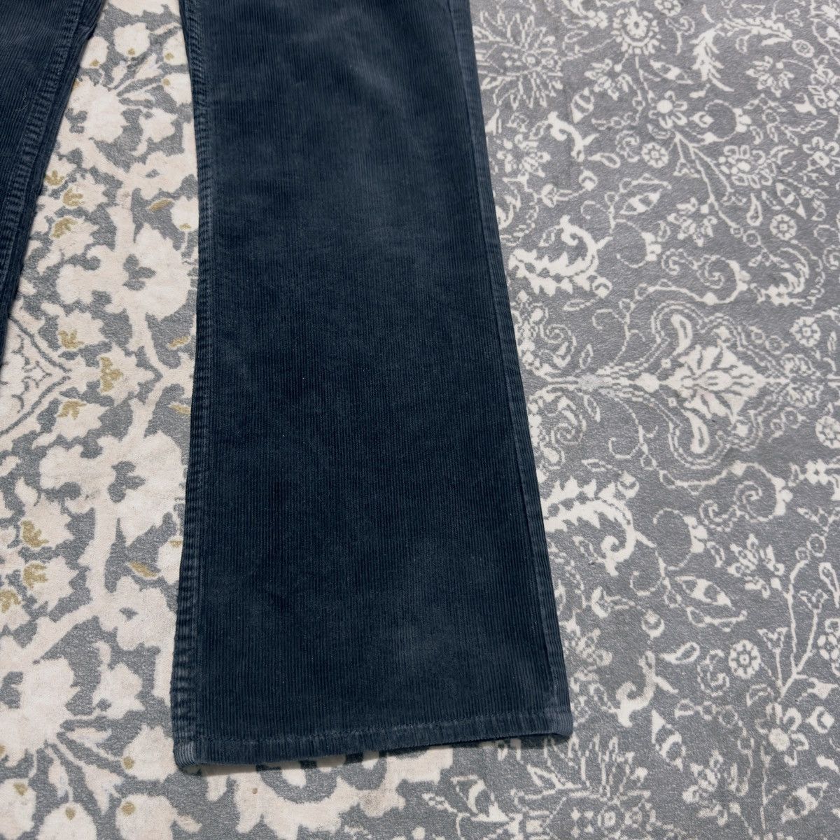 Levi's Vintage 90s Levis 517 Navy Corduroy Flare Jeans Size US 29 - 10 Thumbnail