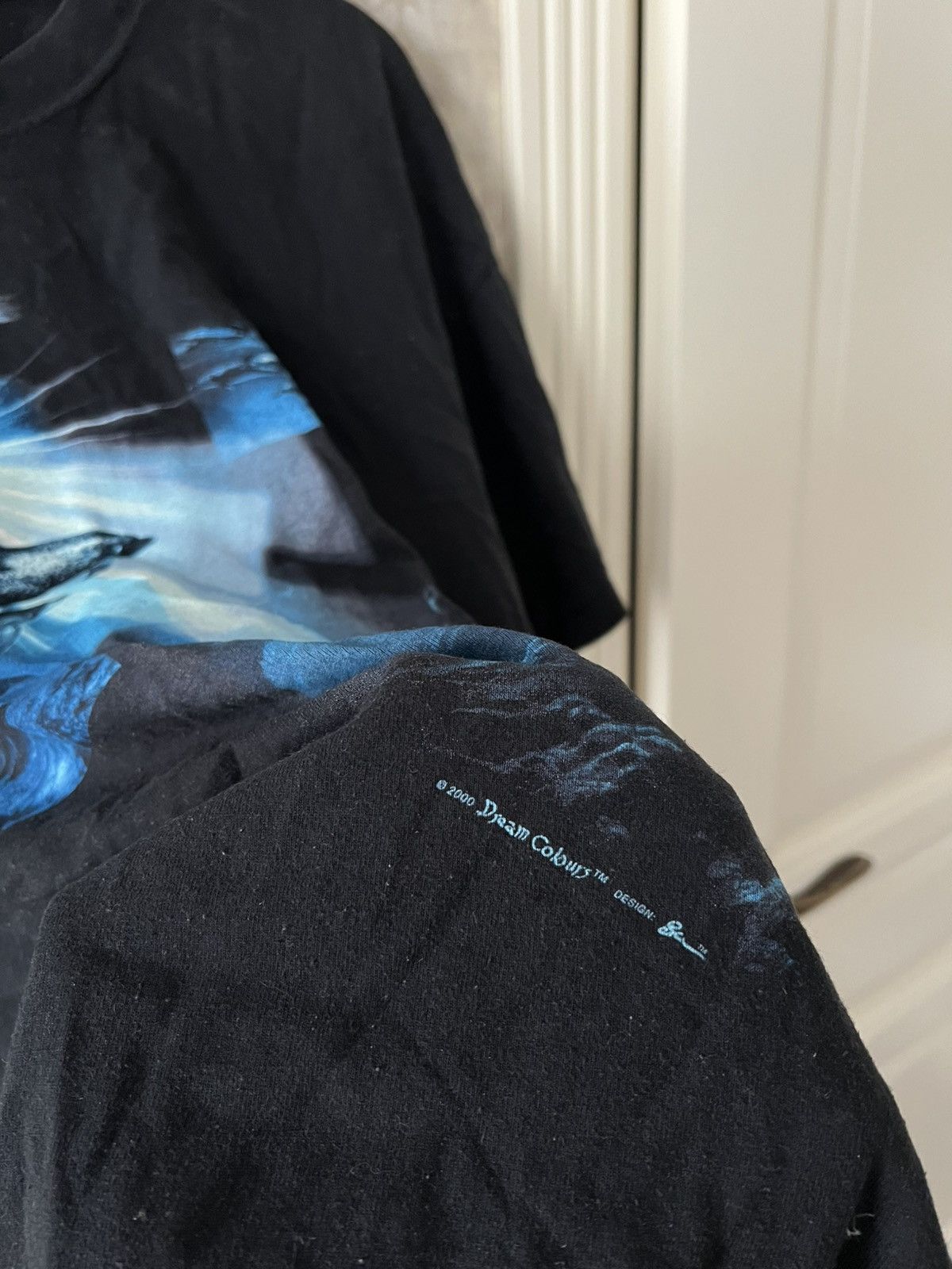 Vintage Vintage 2000s Dream Colours Dolphin Ocean Graphic T-Shirt XL Size US XL / EU 56 / 4 - 8 Thumbnail