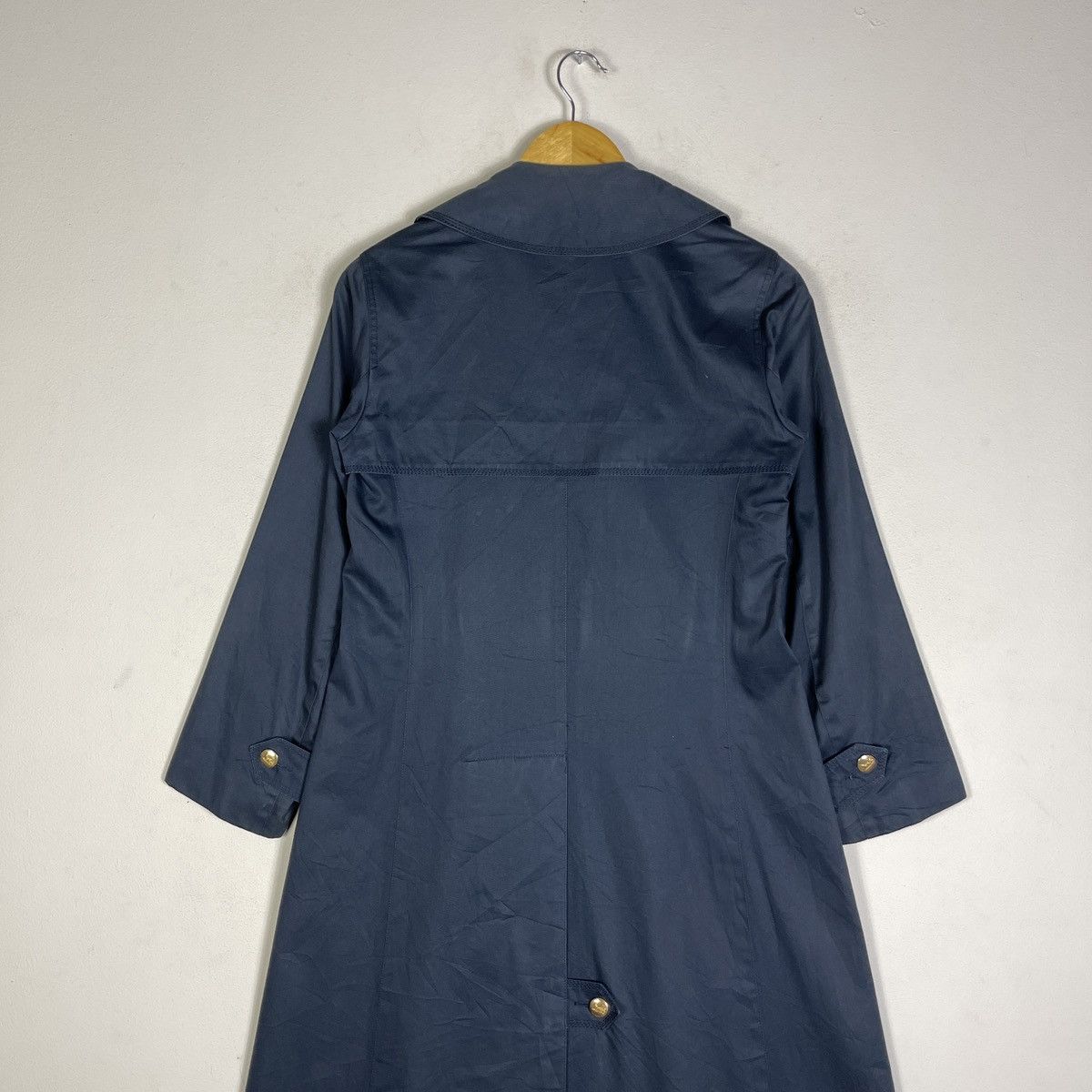 Celine 70S CELINE PARIS CARRIAGE LOGO TRENCH COAT WITH GOLD BUTTONS Size S / US 4 / IT 40 - 6 Thumbnail