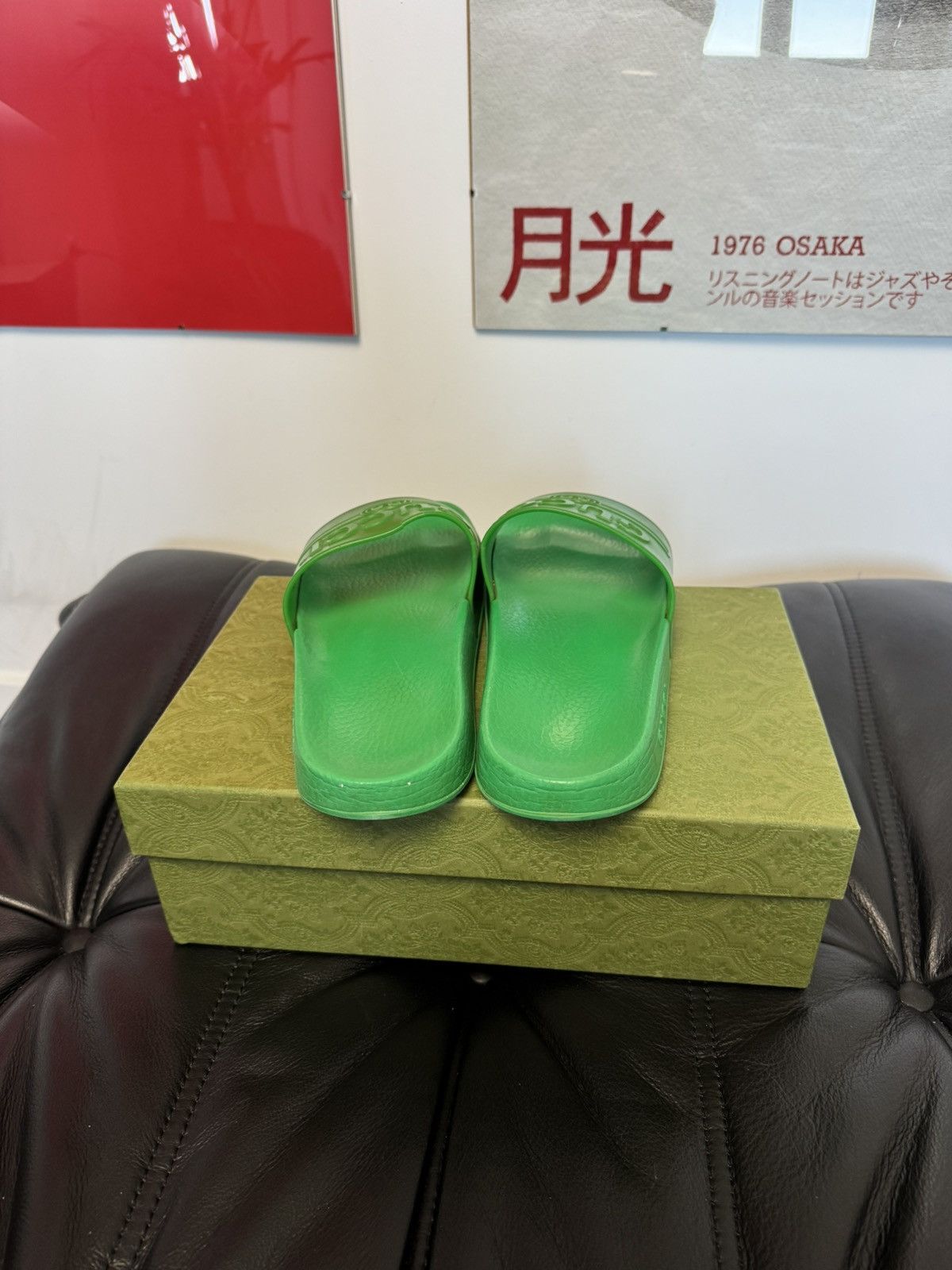 Gucci GUCCI Pursuit Green Pool Slides / Sandals Designer Luxury Size US 9 / EU 42 - 3 Thumbnail