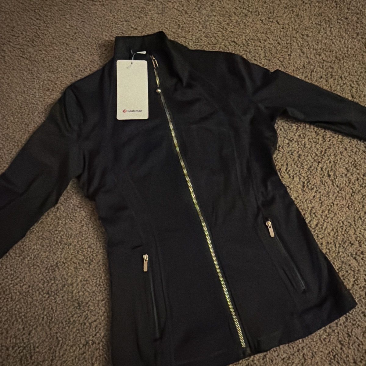 Lululemon Lululemon black with gold zippers Size M / US 6-8 / IT 42-44 - 1 Thumbnail