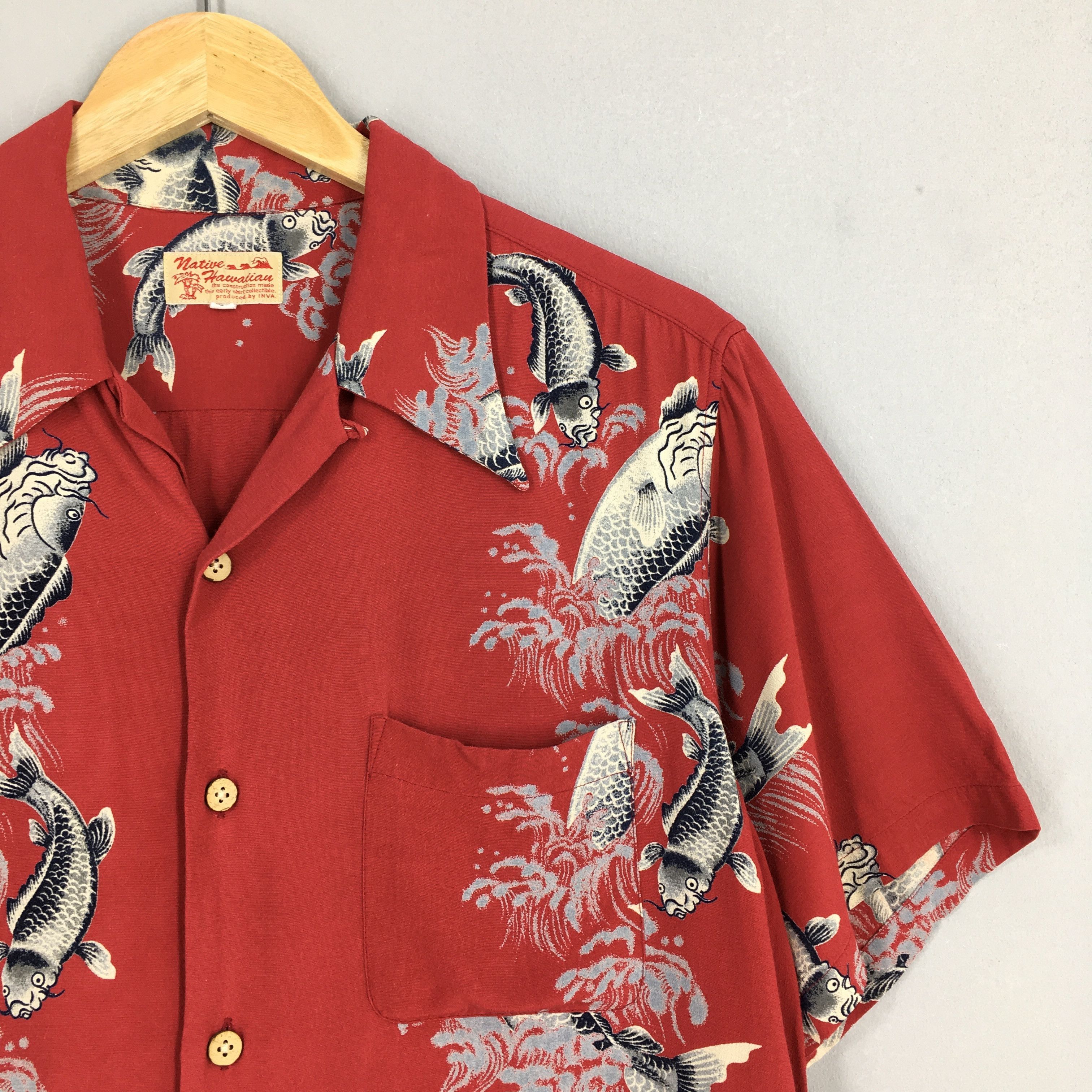 Vintage Vintage 70s Hawaiian Patina Japanese Koi Fish Rayon Shirt L Size US L / EU 52-54 / 3 - 2 Thumbnail