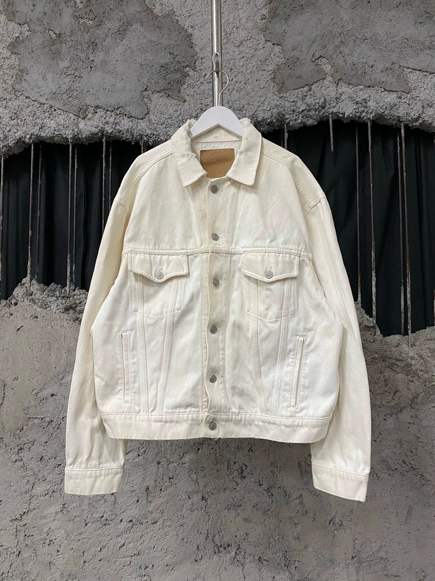 Balenciaga Balenciaga Denim Jacket Women's 36 Dry Cleaned Size XS / US 0-2 / IT 36-38 - 1 Thumbnail