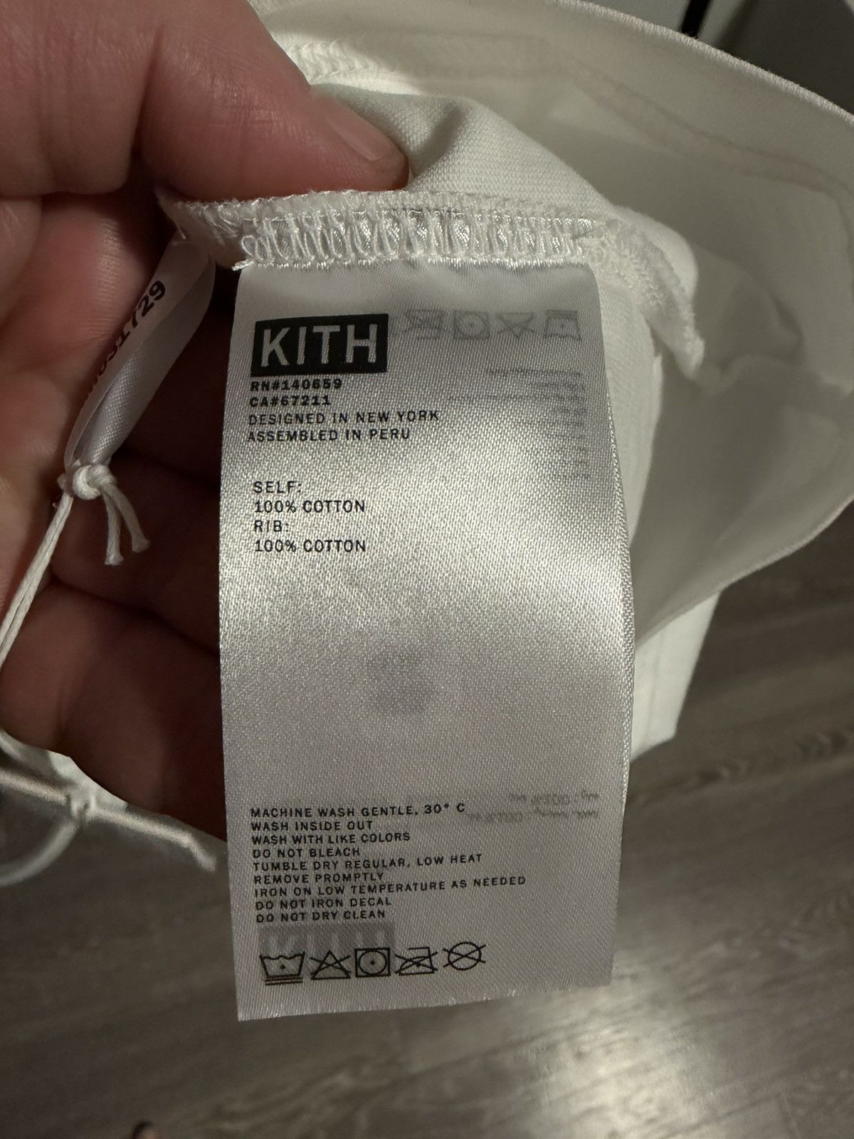 Kith Kith X Disney “Mickey & Friends Family Vintage Tee” Size US L / EU 52-54 / 3 - 8 Thumbnail