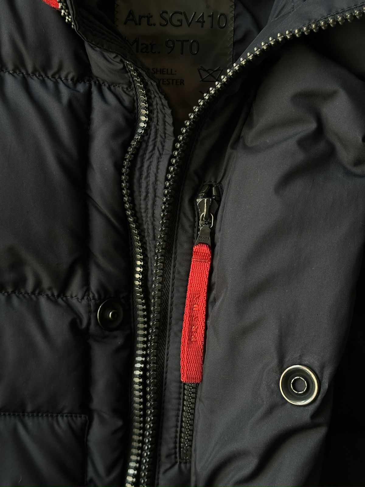 Prada 2002 Prada nylon Sport Vest Square Quilted Size US M / EU 48-50 / 2 - 15 Thumbnail