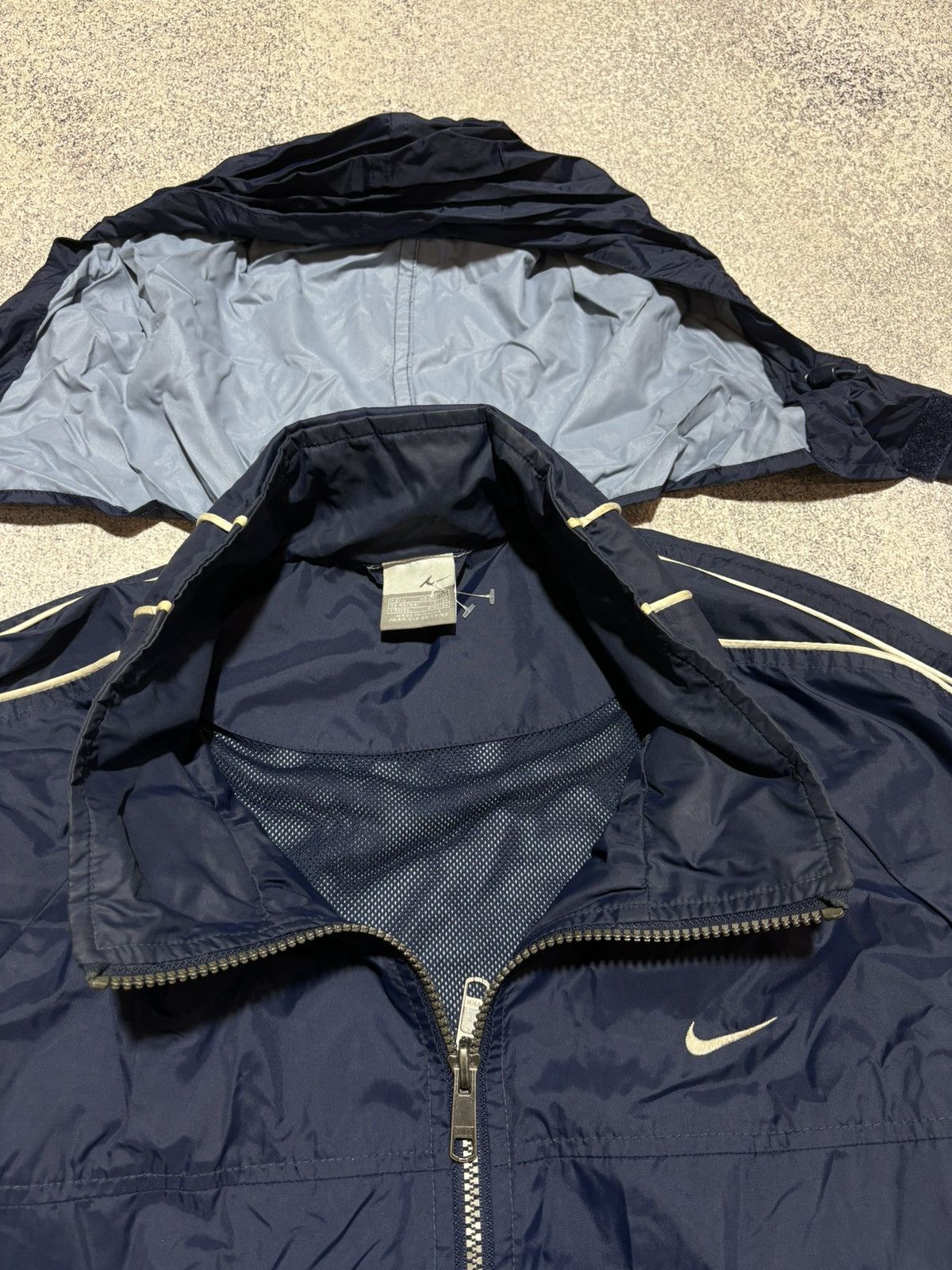 Nike × Vintage Vintage Nike Windbreaker Light Jacket Size L Blue Size US L / EU 52-54 / 3 - 8 Thumbnail