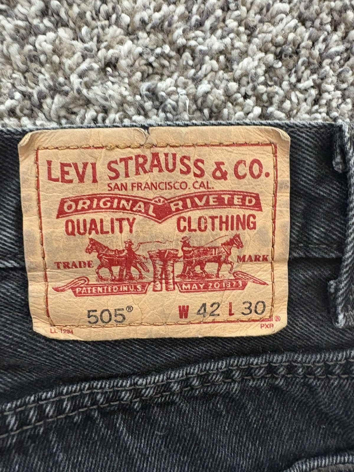 Levi's Vintage Clothing Vintage black Levi’s 505 Size US 36 / EU 52 - 3 Thumbnail