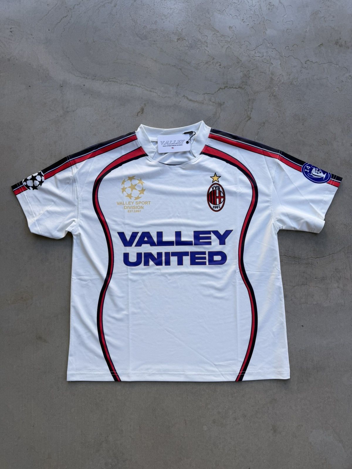 Vale Vale Forever United Football Jersey Size Medium NWT Size US M / EU 48-50 / 2 - 1 Thumbnail
