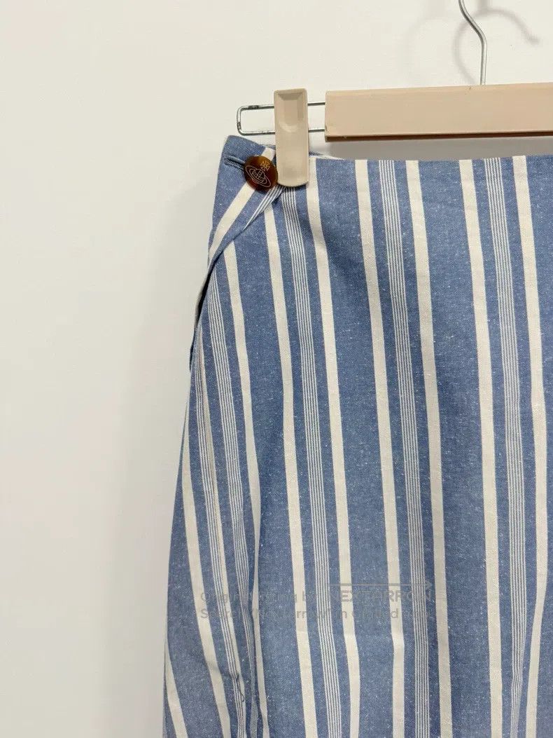 Vivienne Westwood Vivienne Westwood size 1 Blue and white striped half-length Size 42" / US 20 - 3 Thumbnail
