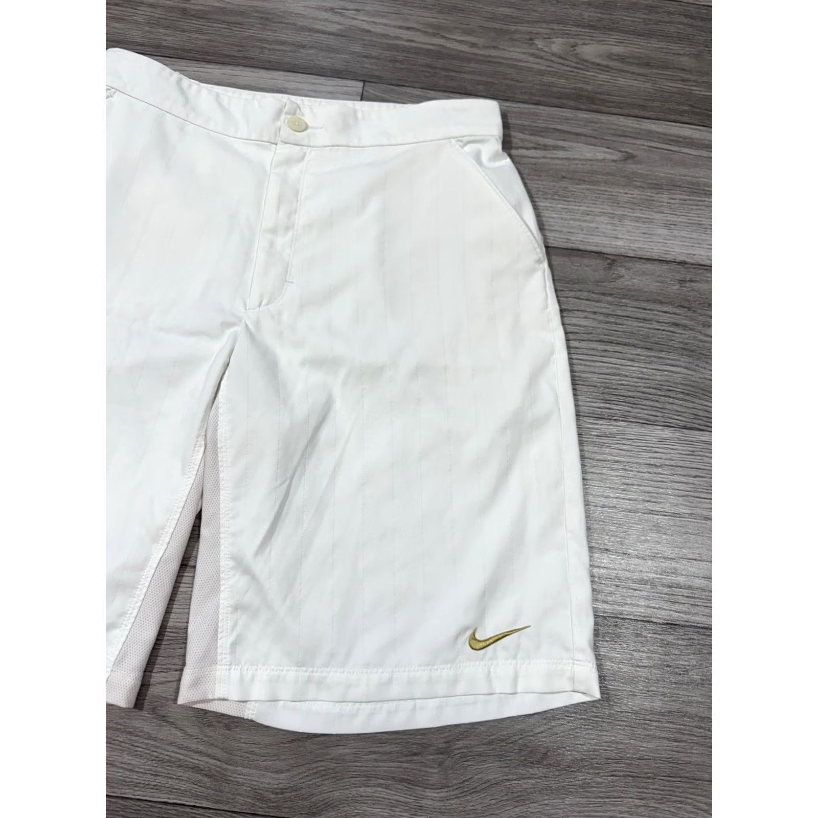 Nike Nike Tennis Bermuda Shorts Bermuda Shirt? Size US 33 - 4 Thumbnail