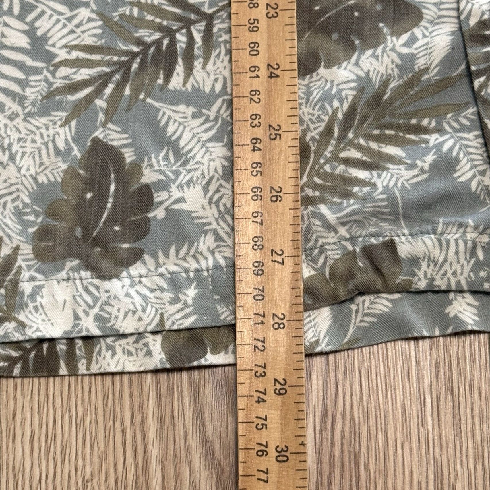 Vintage VINTAGE SZ Men Hawaiian Shirt Short Sleeve Rayon Button-Up Palm Print Multi 80s Aloha L Size US L / EU 52-54 / 3 - 4 Thumbnail