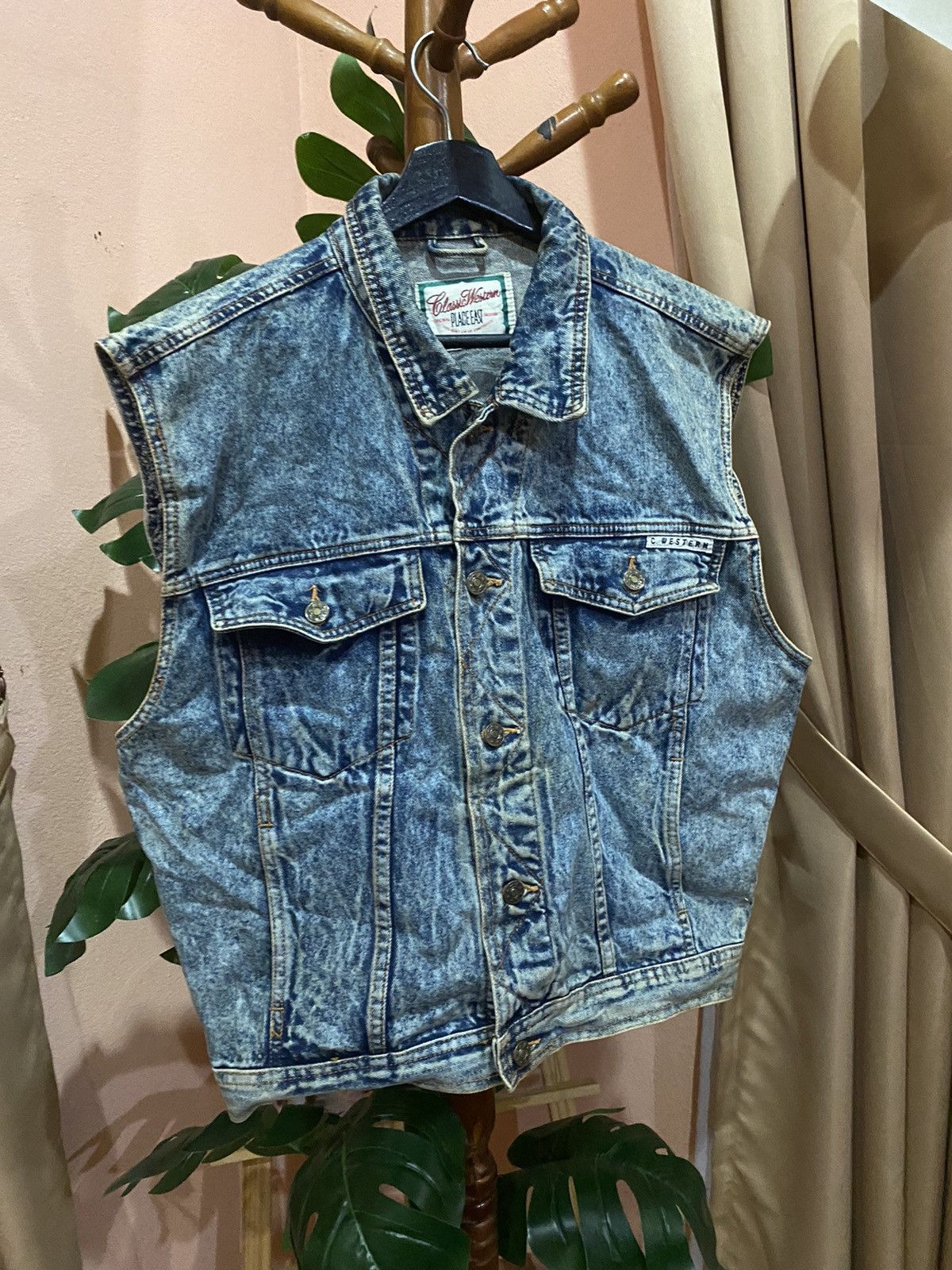 Other VINTAGE 80S CLASSIC WESTERN STONEWASHED DENIM JACKET Size US L / EU 52-54 / 3 - 5 Thumbnail