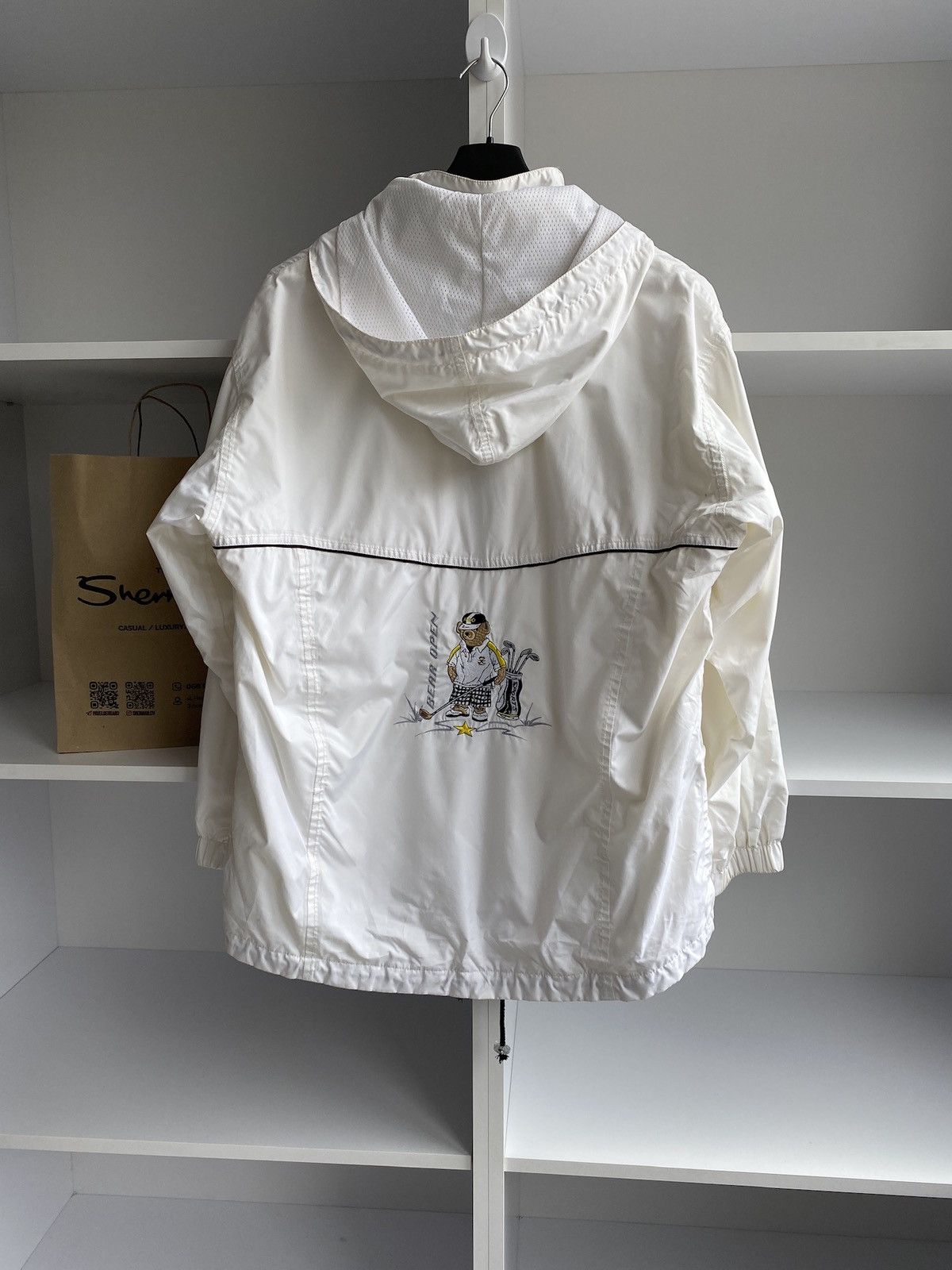 Vintage Bear open Canyon white coat Size US L / EU 52-54 / 3 - 7 Thumbnail