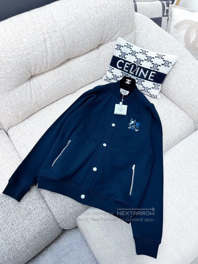 Hermes Hermes Navy blue quarterb H classic geometric horse head p Size M / US 6-8 / IT 42-44 - 2 Thumbnail